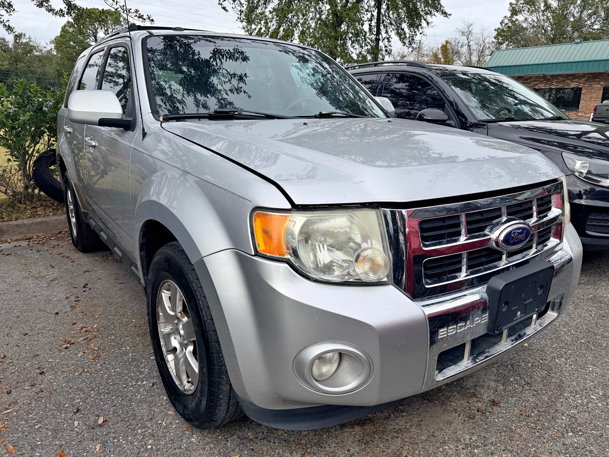 2011 Ford Escape · Limited Sport Utility 4D - Cars & Trucks ...