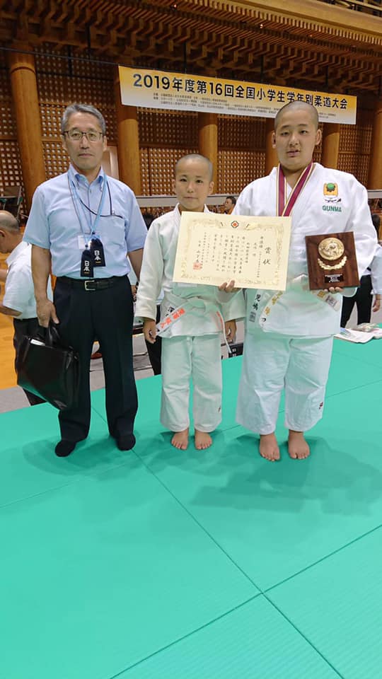 全国小学生学年別柔道大会 Explore Facebook