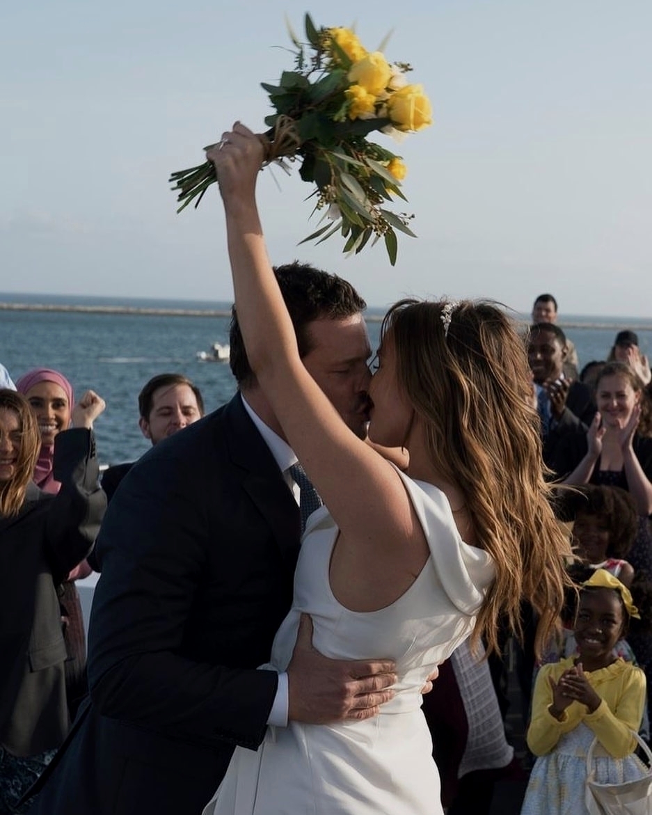 jo wedding dress grey's anatomy Anatomy's Goes Into Labor, [Spoiler] Suffers Surprise Personal Loss 🔗️: bit.ly/4nKtvE2 division:collection