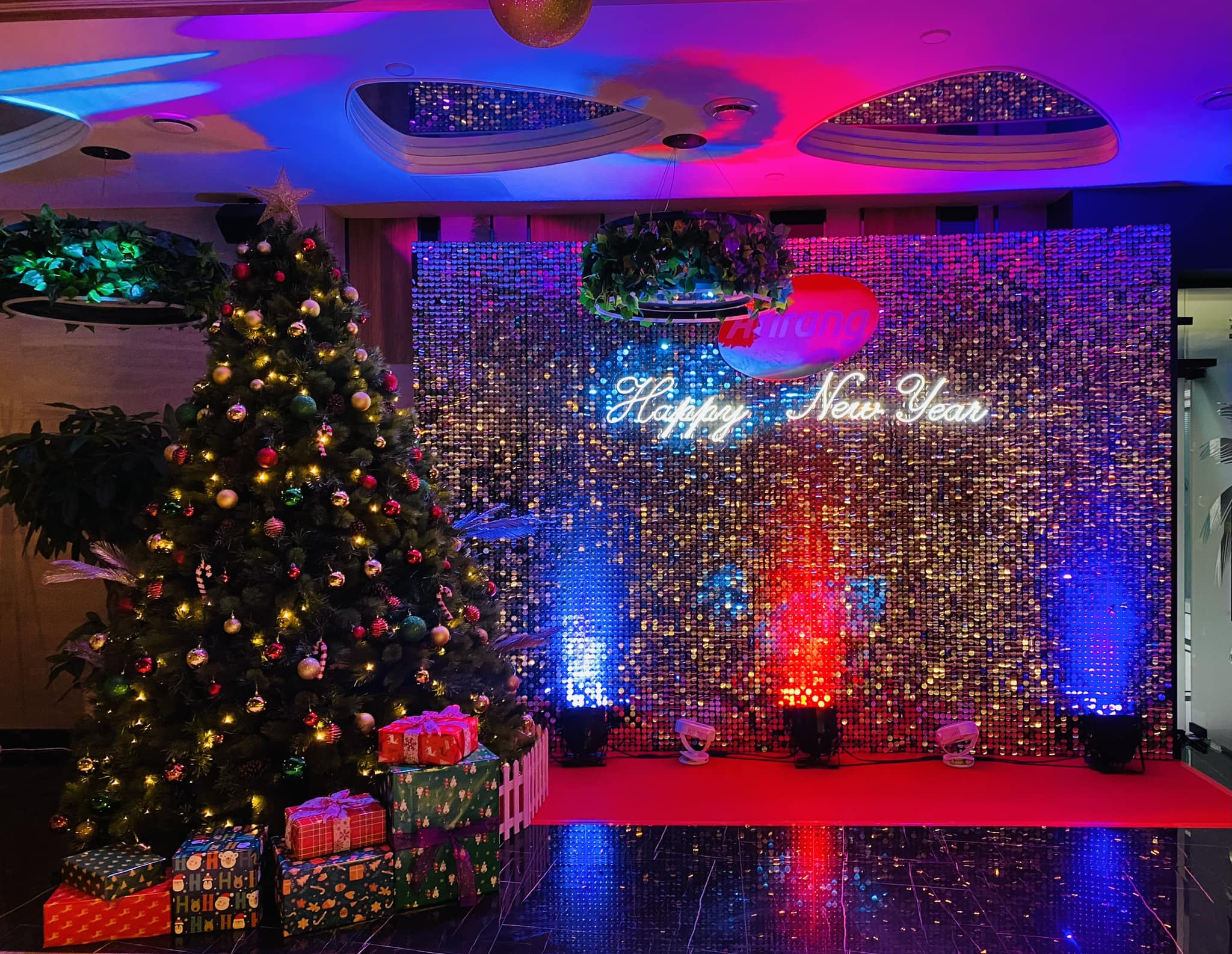 OASIS Restaurant and Lounge | Ulaanbaatar