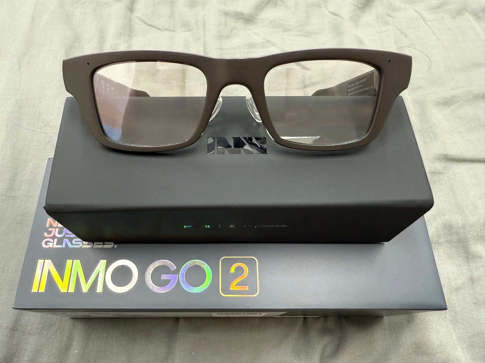 賣一台僅拆封的INMO GO2 翻譯眼鏡請朋友帶來說要一台來兩台.. 可以即時