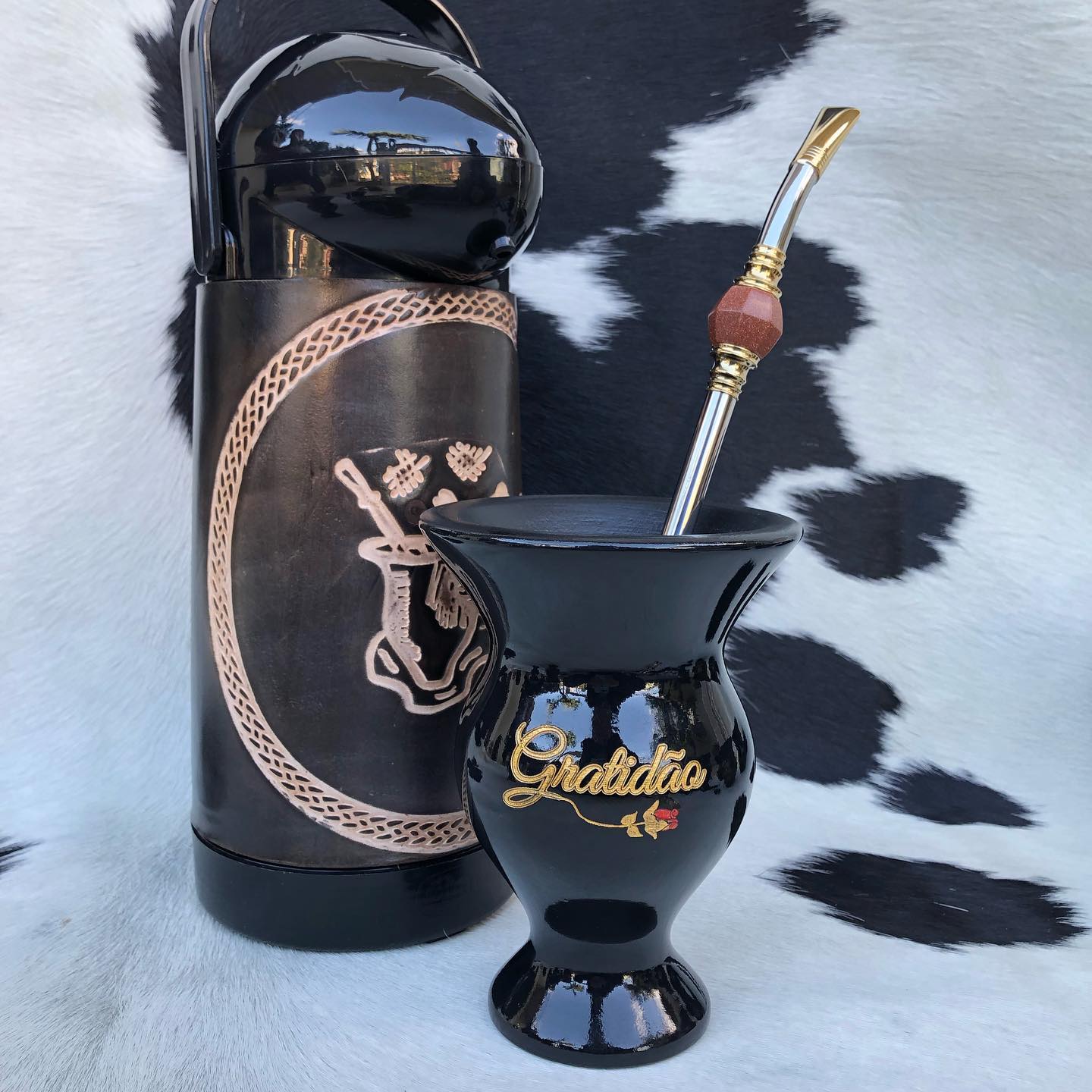 Parize - Kit para dia dos pais 👨🏻‍🦱👨🏼‍🦳 O kit possui: - Uma cuia de ...