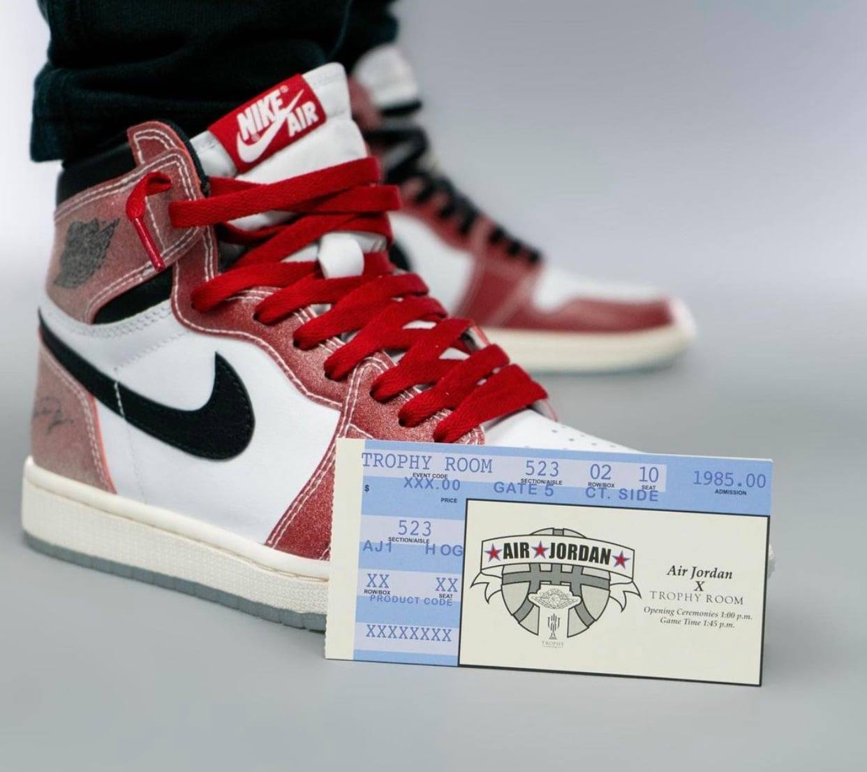 On-feet look at the Trophy Room x Air Jordan 1 ? More Info ➔ bit 