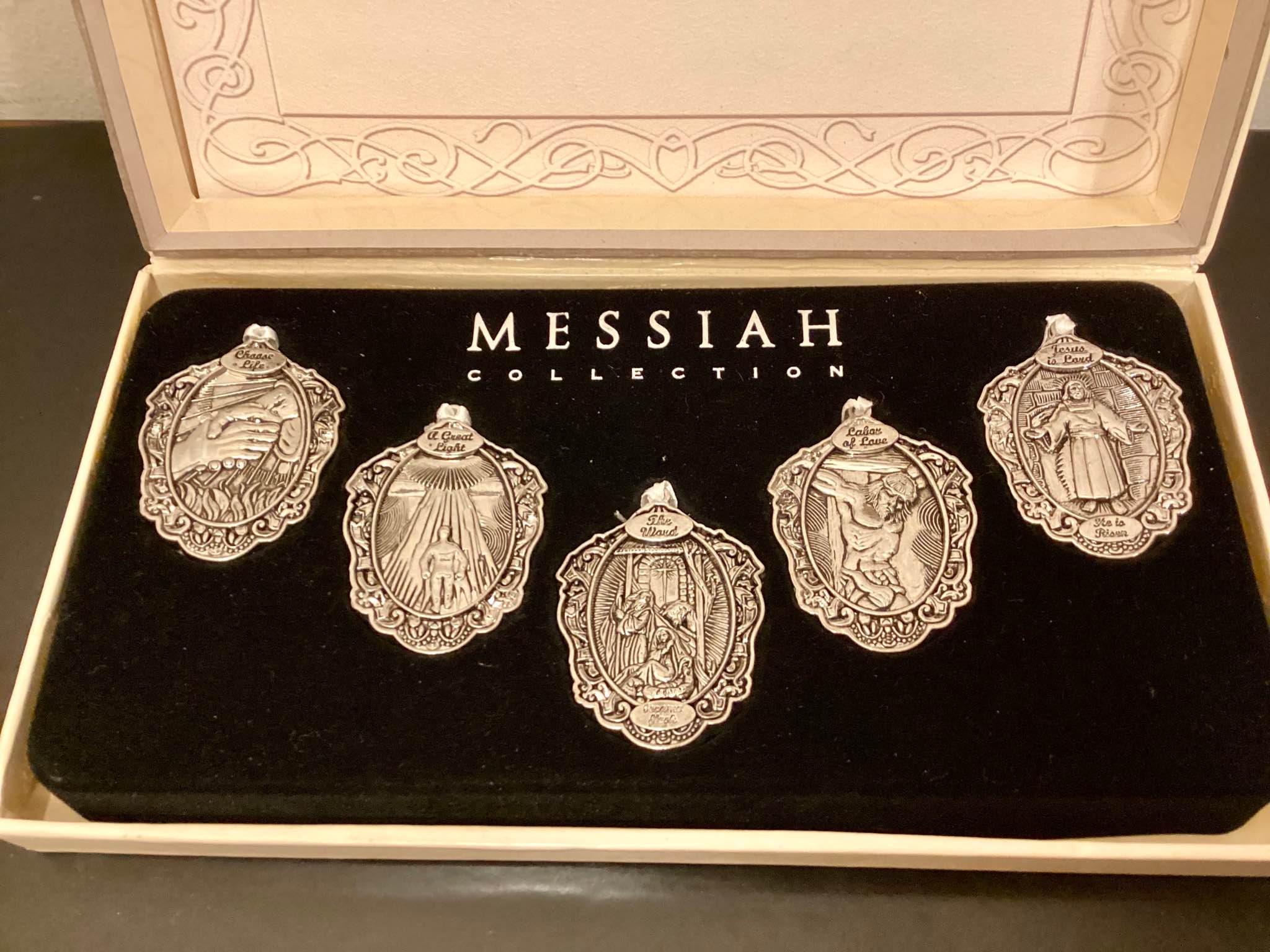 Messiah Collection Christmas Ornaments - Holiday Ornaments - Citrus ...
