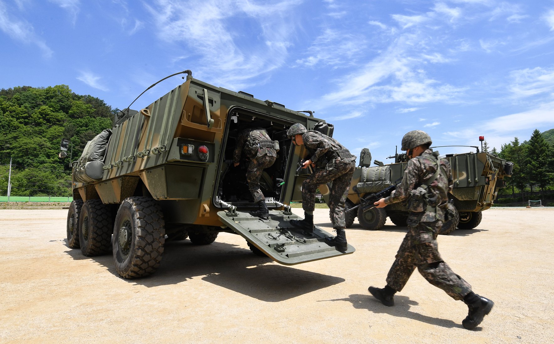 6x6 Enter The Competition Malaysia Military Power Facebook