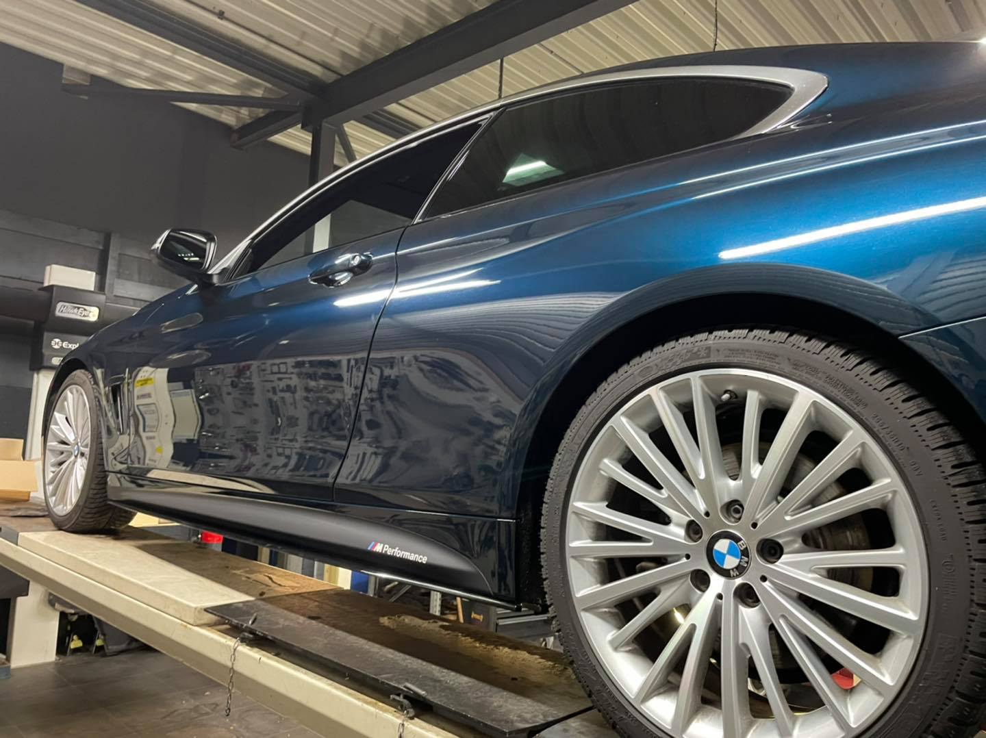 Wrapaholic - BMW M Performance stripping #wrapaholic... | Facebook
