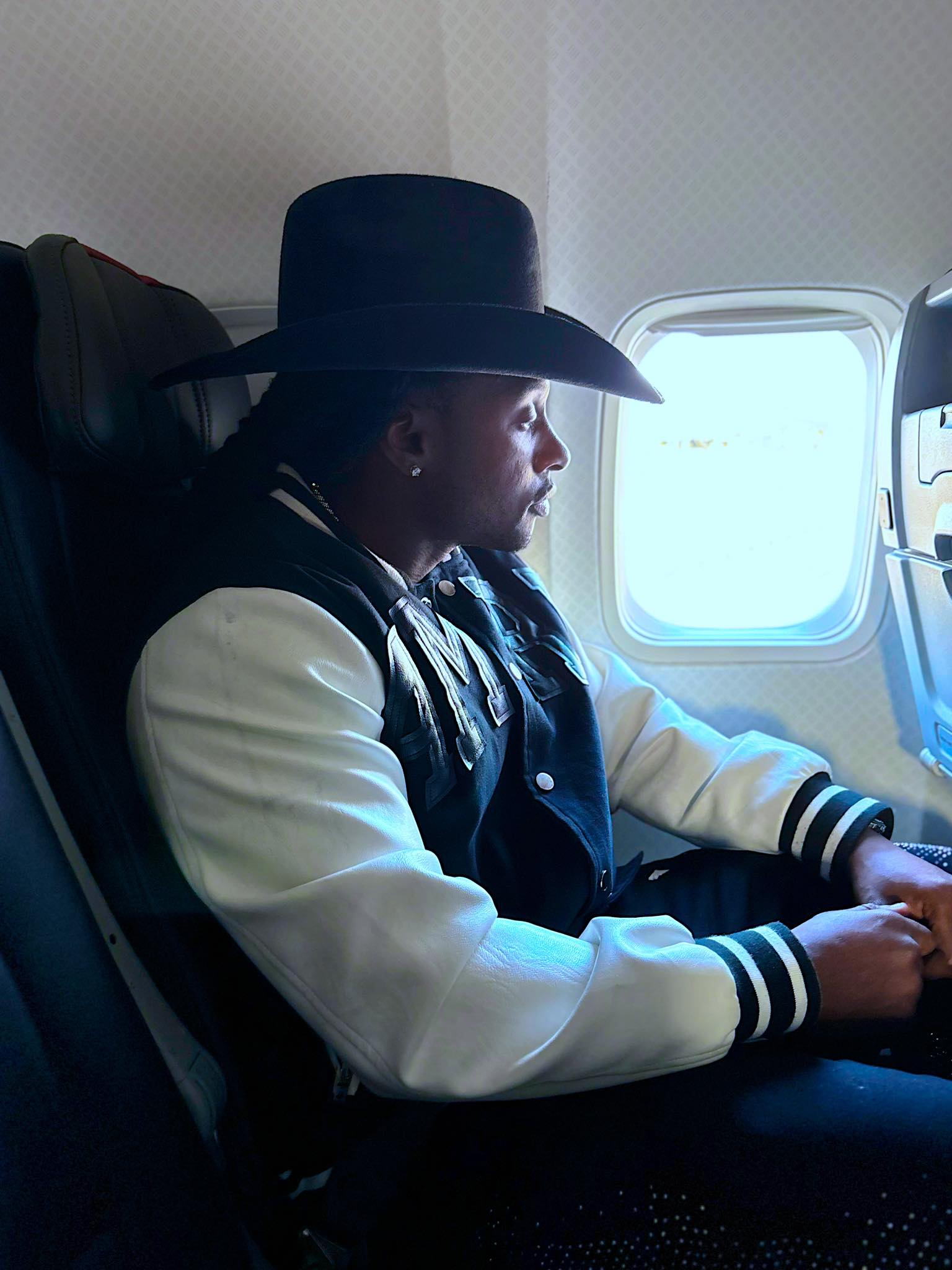 Raphael - 3 shows 1 night then hopped on a flight ️ #Mississippi let’s ...