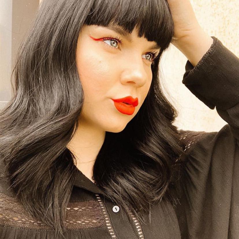 Simone Claire Colors Hair