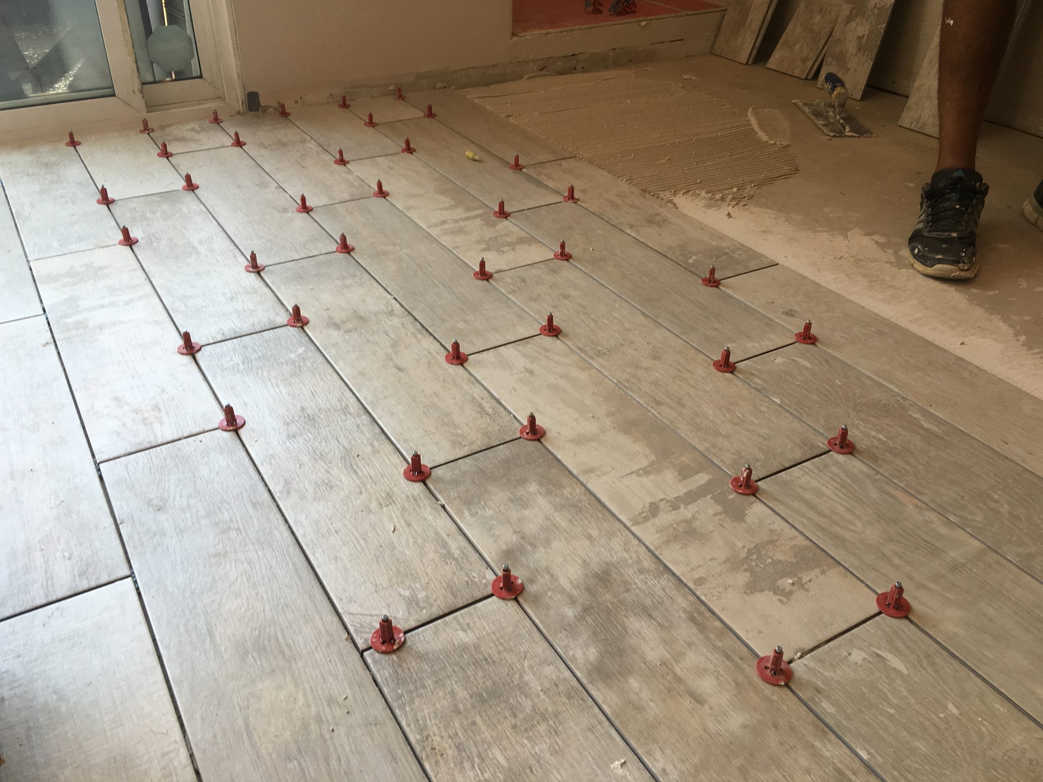 ATR Tile Leveling System - USA | Los Angeles CA