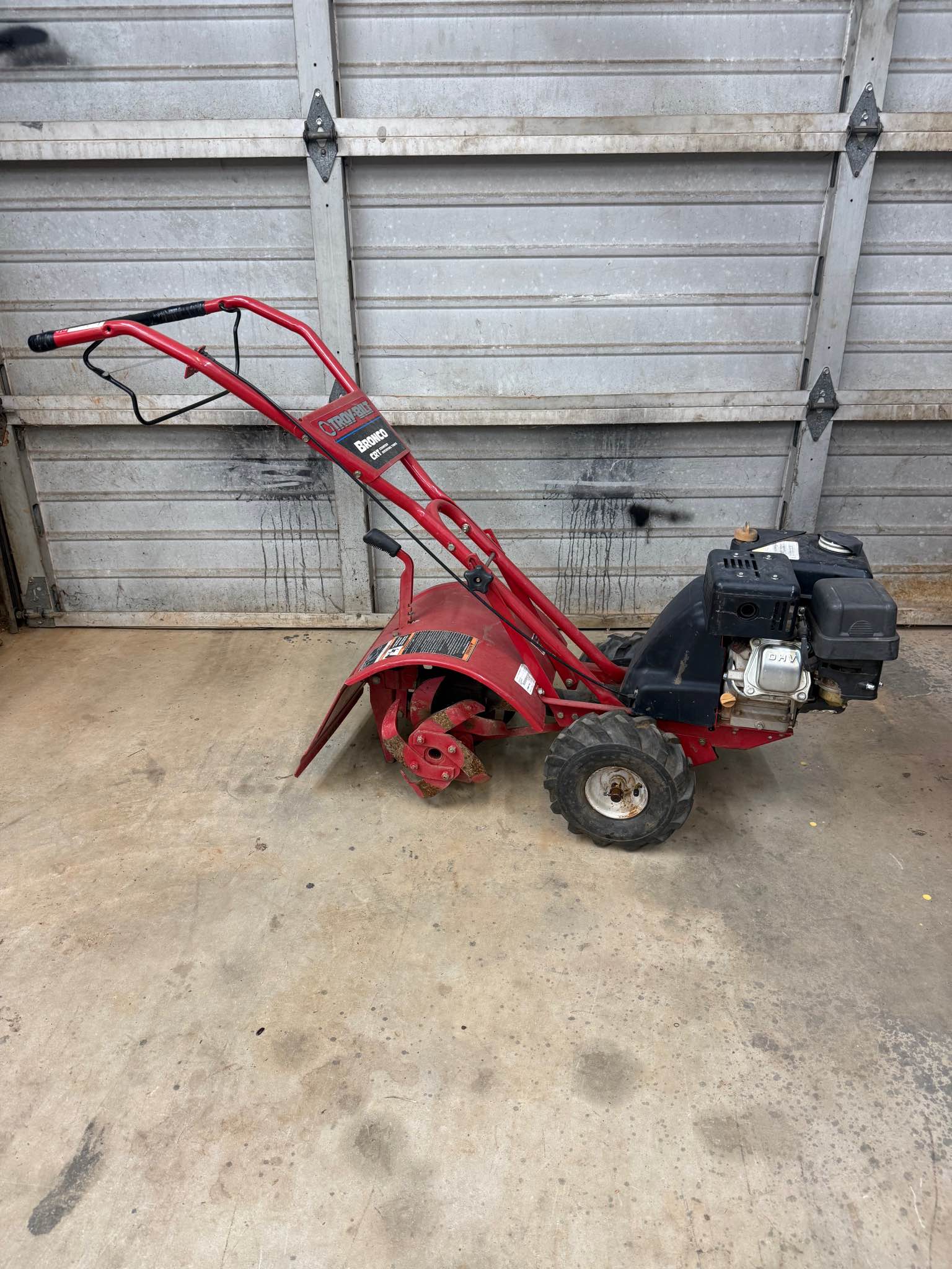 Troy-bilt rear tine counter rotating tiller garden tiller runs great 14 ...