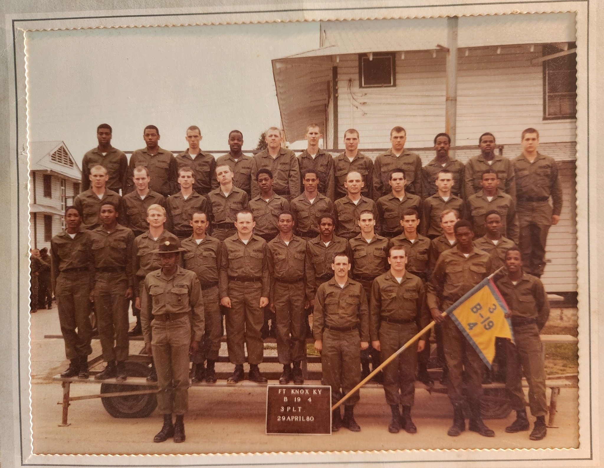 Connecting with people from 1980 military basic training photo