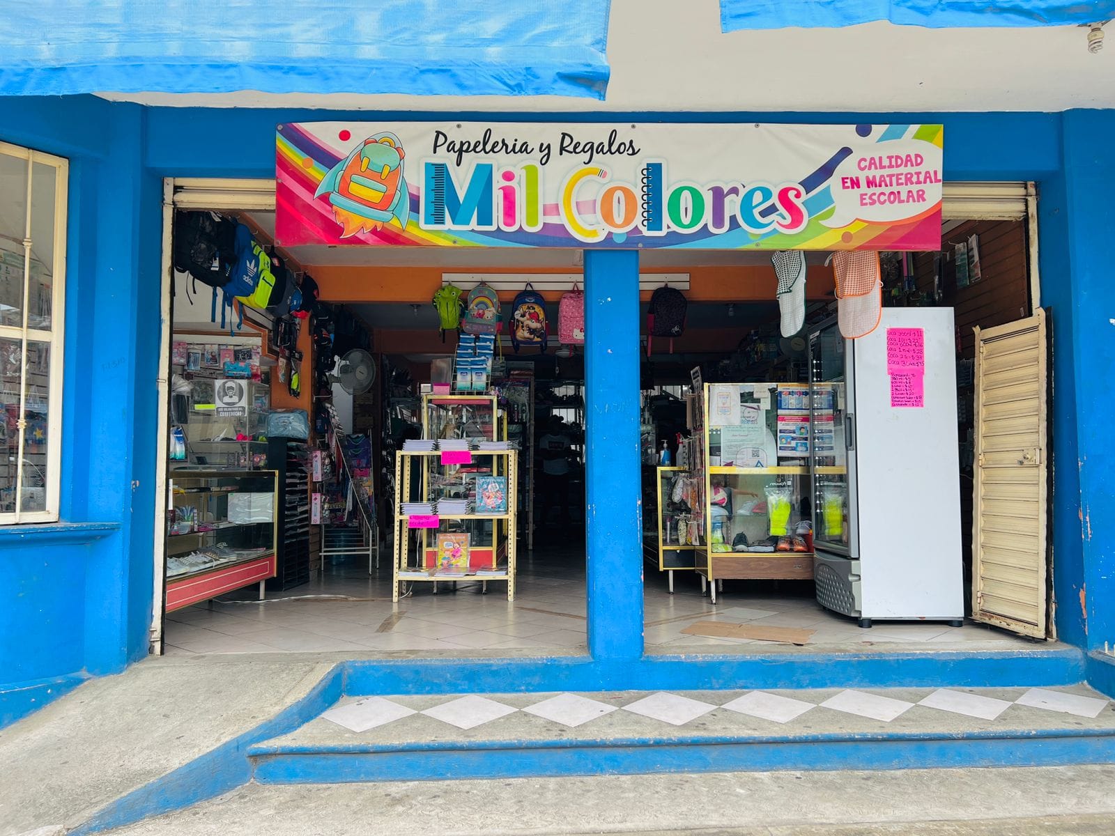Papelería y Regalos Mil Colores