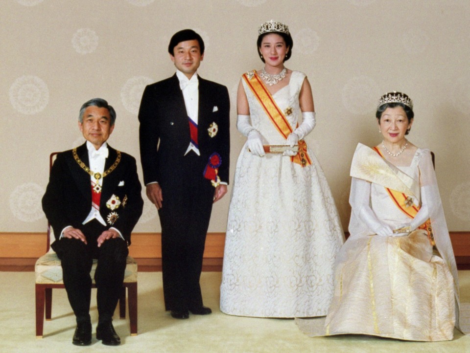 Happy 33rd wedding anniversary to Their Imperial Majesties Emperor
