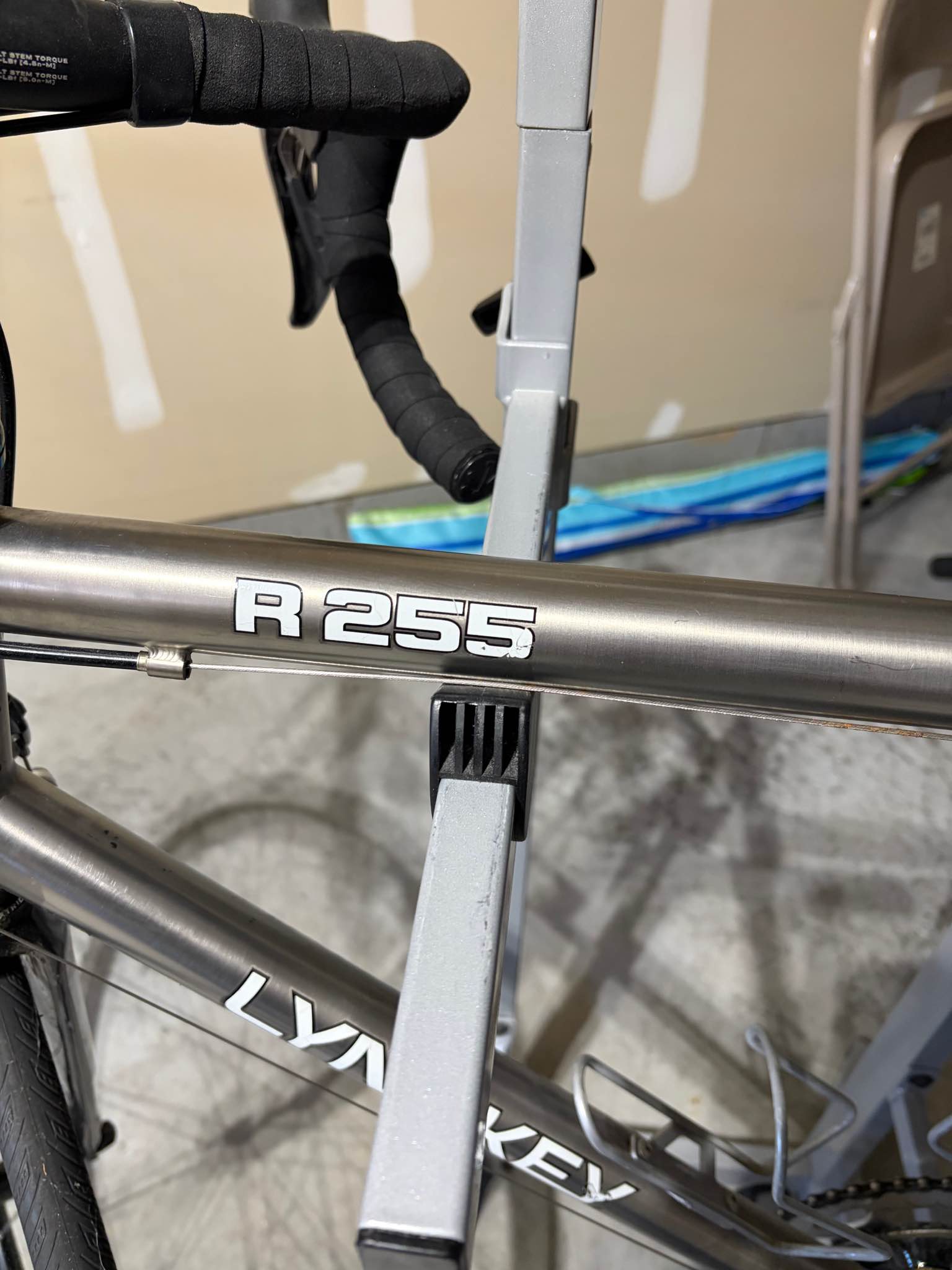 Lynskey R255 Titanium Road Bike medium - Bicycles - Midlothian ...