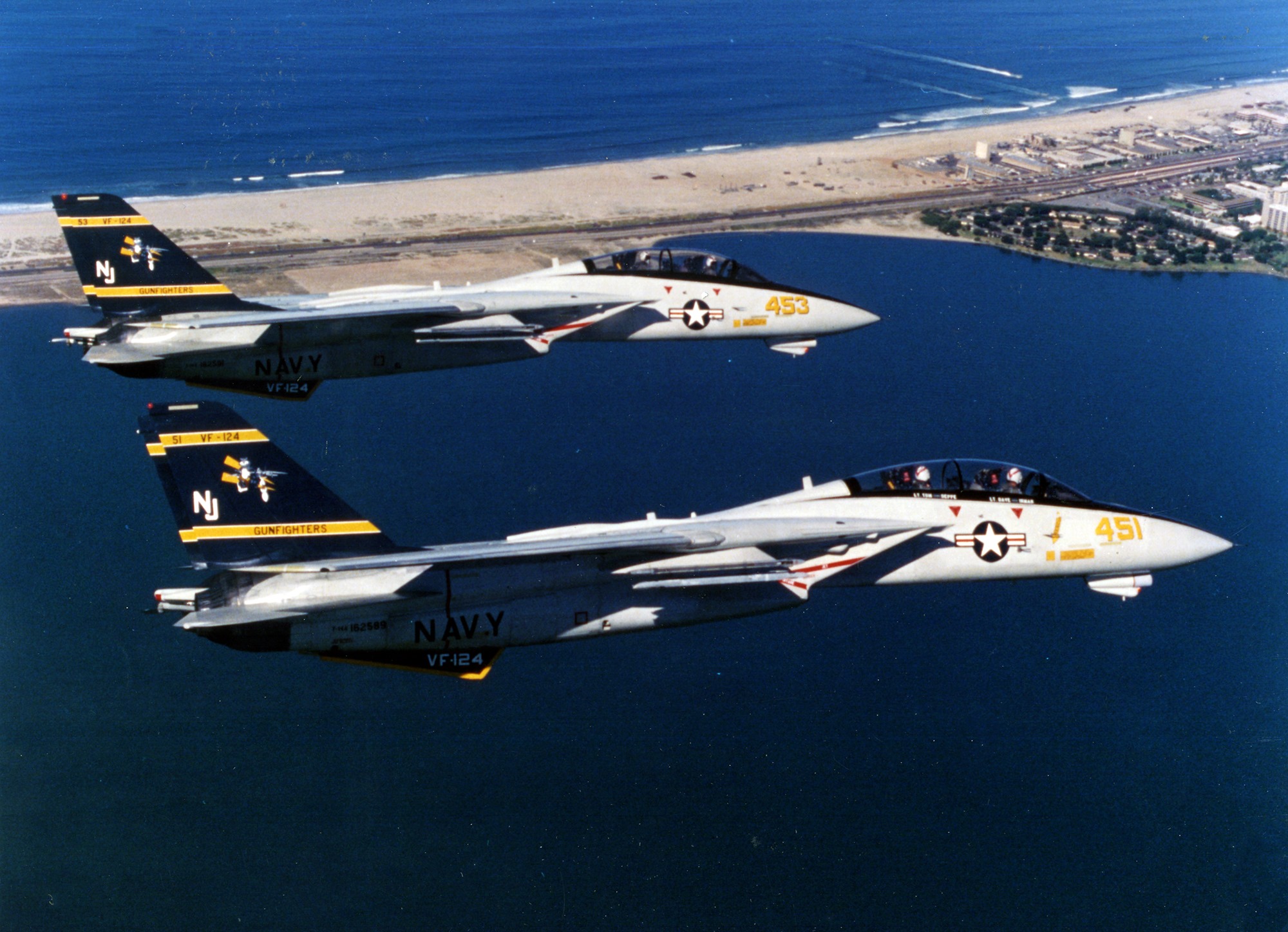 TBT VF-124 was the Fleet Replacement Squadron for F-14s at NAS