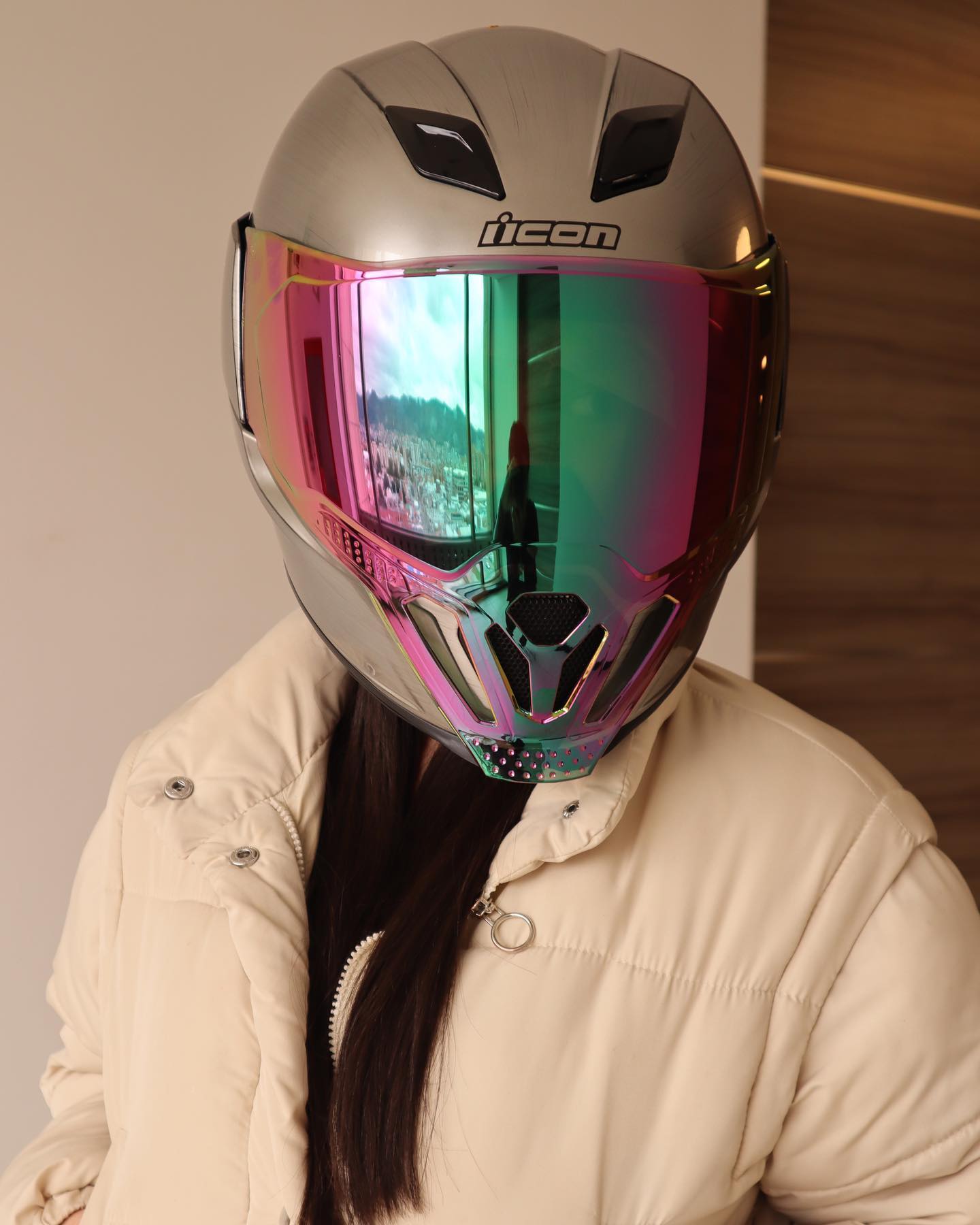 icon airflite quicksilver helmet AIRFLITE Wear it and be shiny ICON AIRFLITE QUICKSILVER