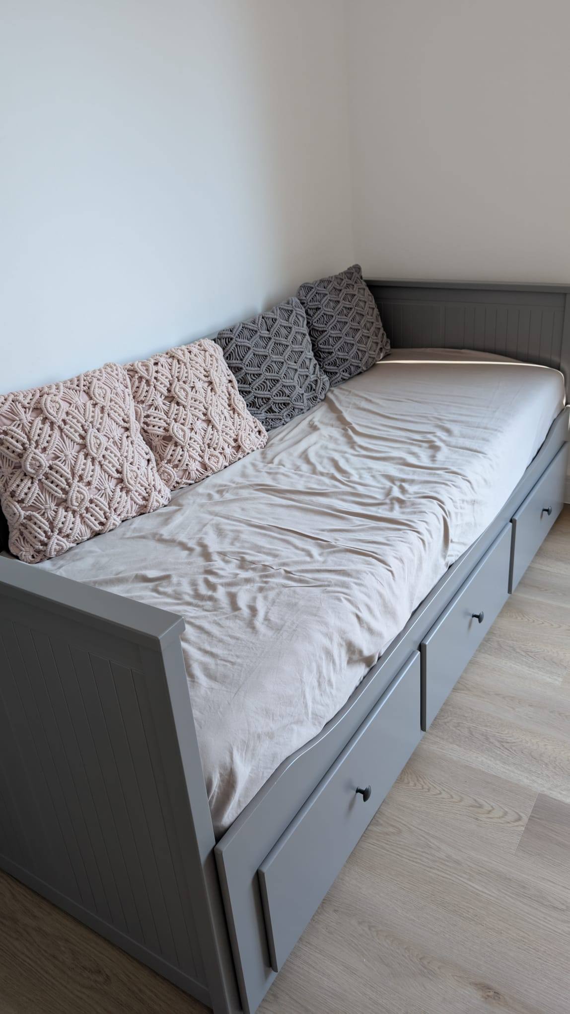 PICKUP ONLY HEMNES Daybed 80x200 cm HEMNES White Daybed Frame with