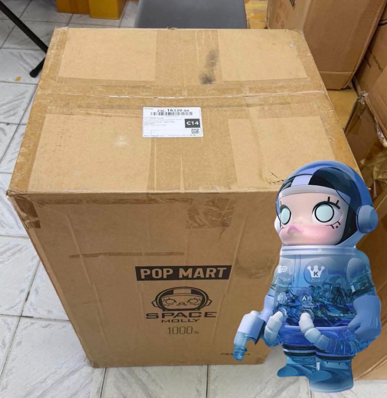 LFB| MEGA SPACE MOLLY 1000% Glacier 2023 Limited Edition- ₱8x,xxx 
