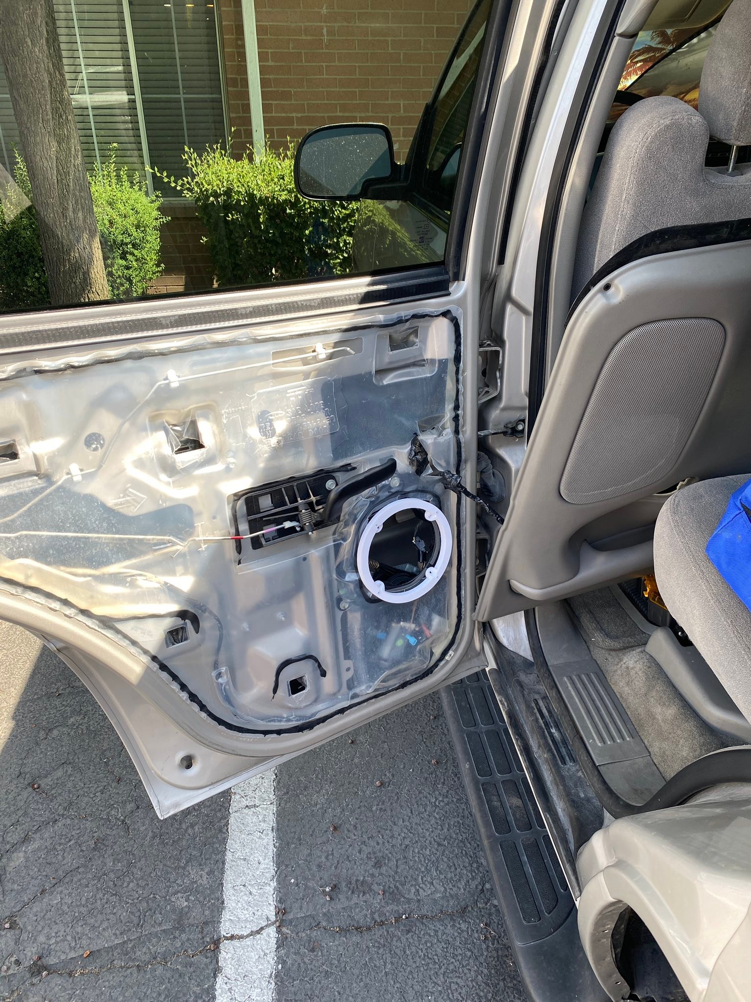 Metra 82-8602 Speaker Adapter Plates Install 6.5 Or 6.75 Aftermarket Speakers In 2012-2021 Tesla S, X