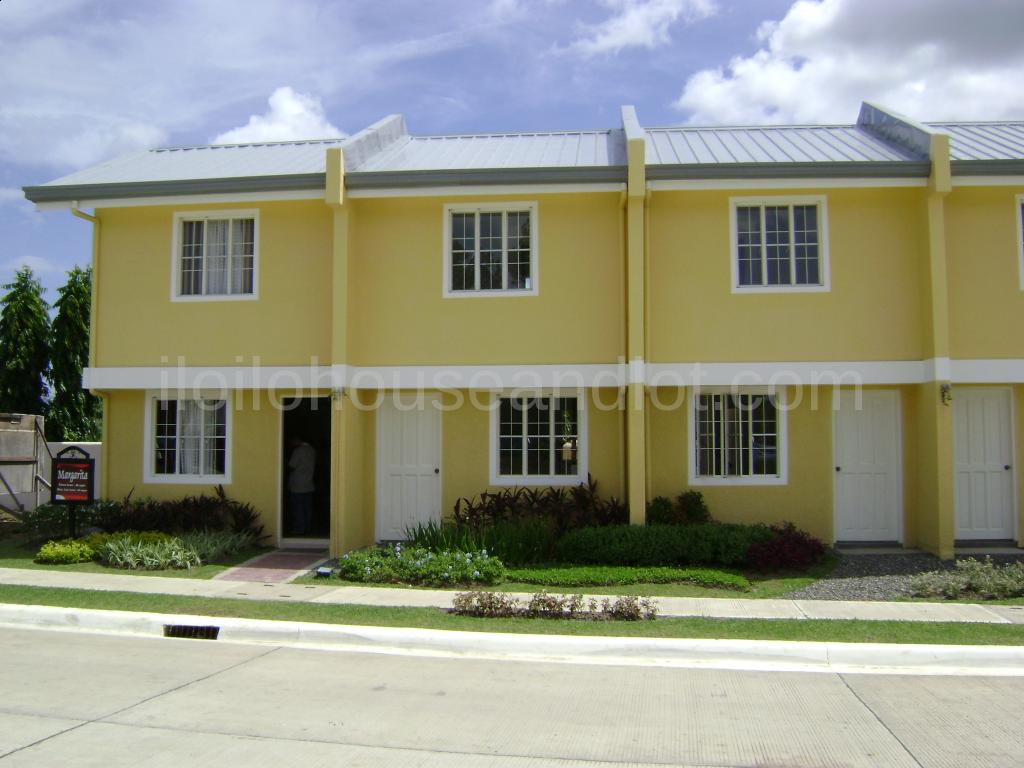 🏡𝗔𝗥𝗬𝗔𝗡𝗡𝗔 𝗧𝗼𝘄𝗻𝗵𝗼𝘂𝘀𝗲 Lessandra Heights... - Lessandra Heights | Facebook