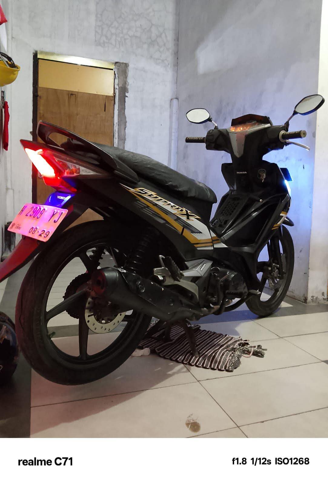 Supra X 125 injeksi 2014 lengkap tijek tangan pertama - Motorcycles ...