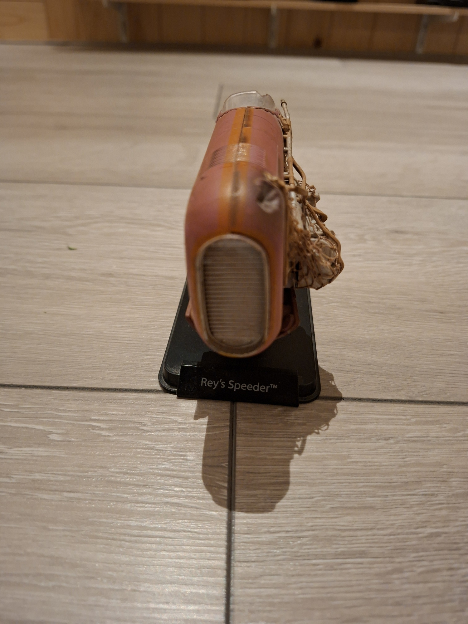 From the Altaya DeAgostini Collection: Rey DeAgostini Star Wars Vehicle Collection: Rey\'s Speeder display picture 1