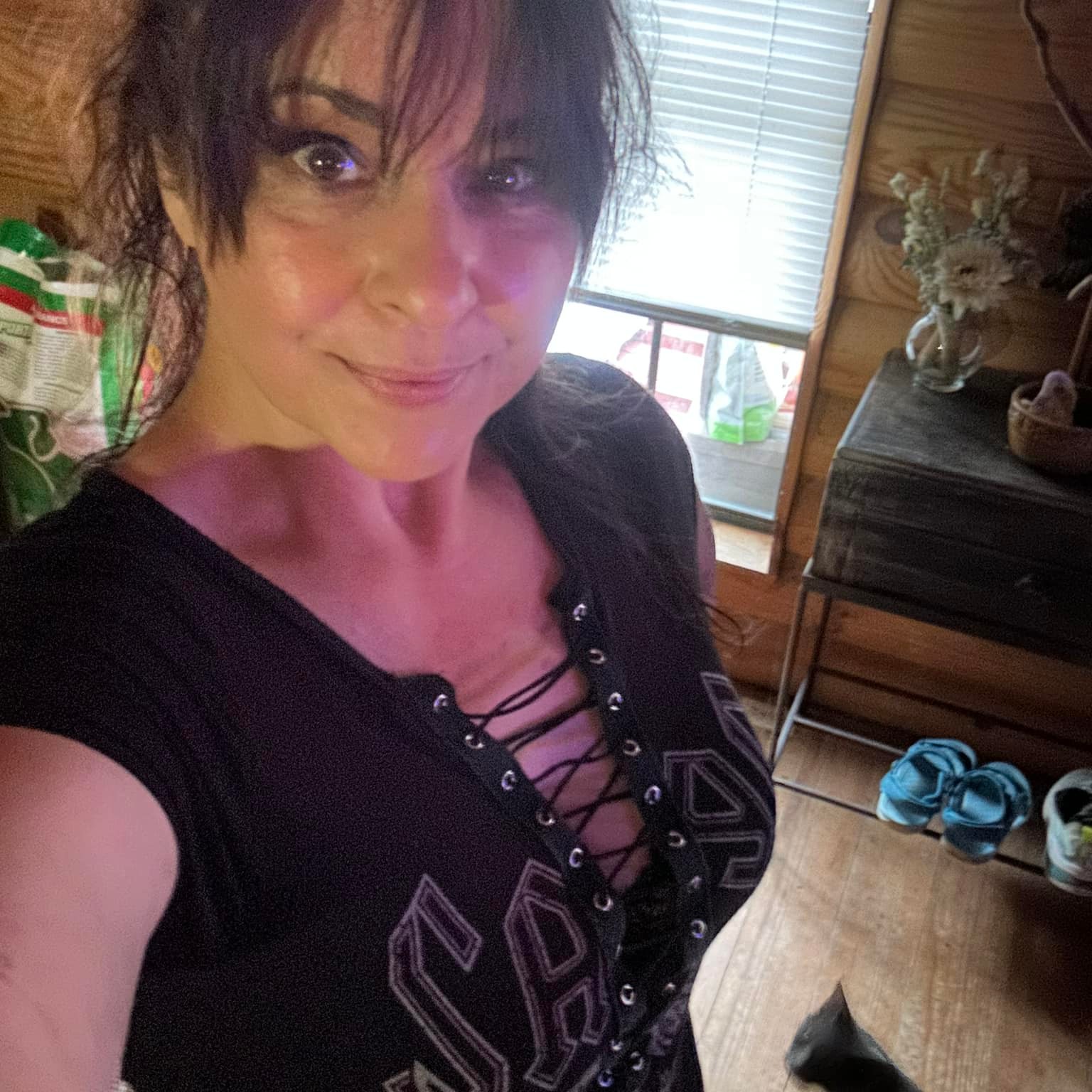 Weeeellll looks like I’m gunna be... - Shelly Renee Shane | Facebook