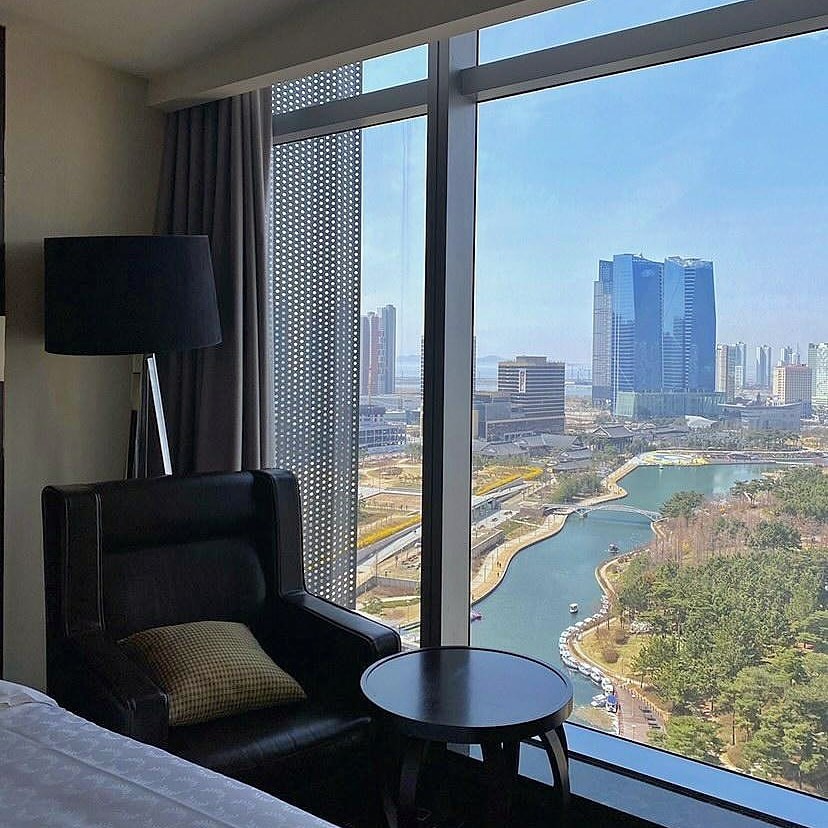탁 트인 센트럴파크뷰와 함께 온전한 휴식을... - Sheraton Grand Incheon Hotel | Facebook