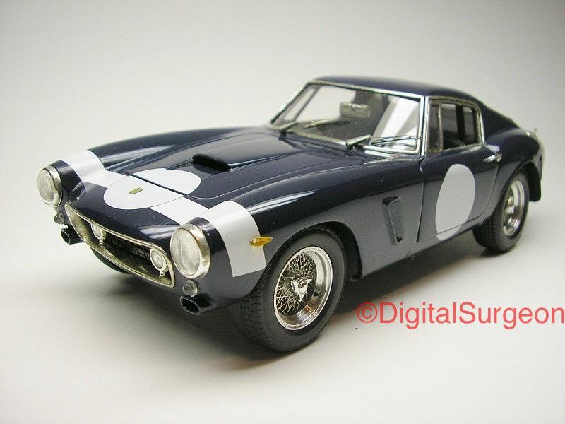 Building Gunze Sangyo 1/24 Ferrari 250GT SWB model car