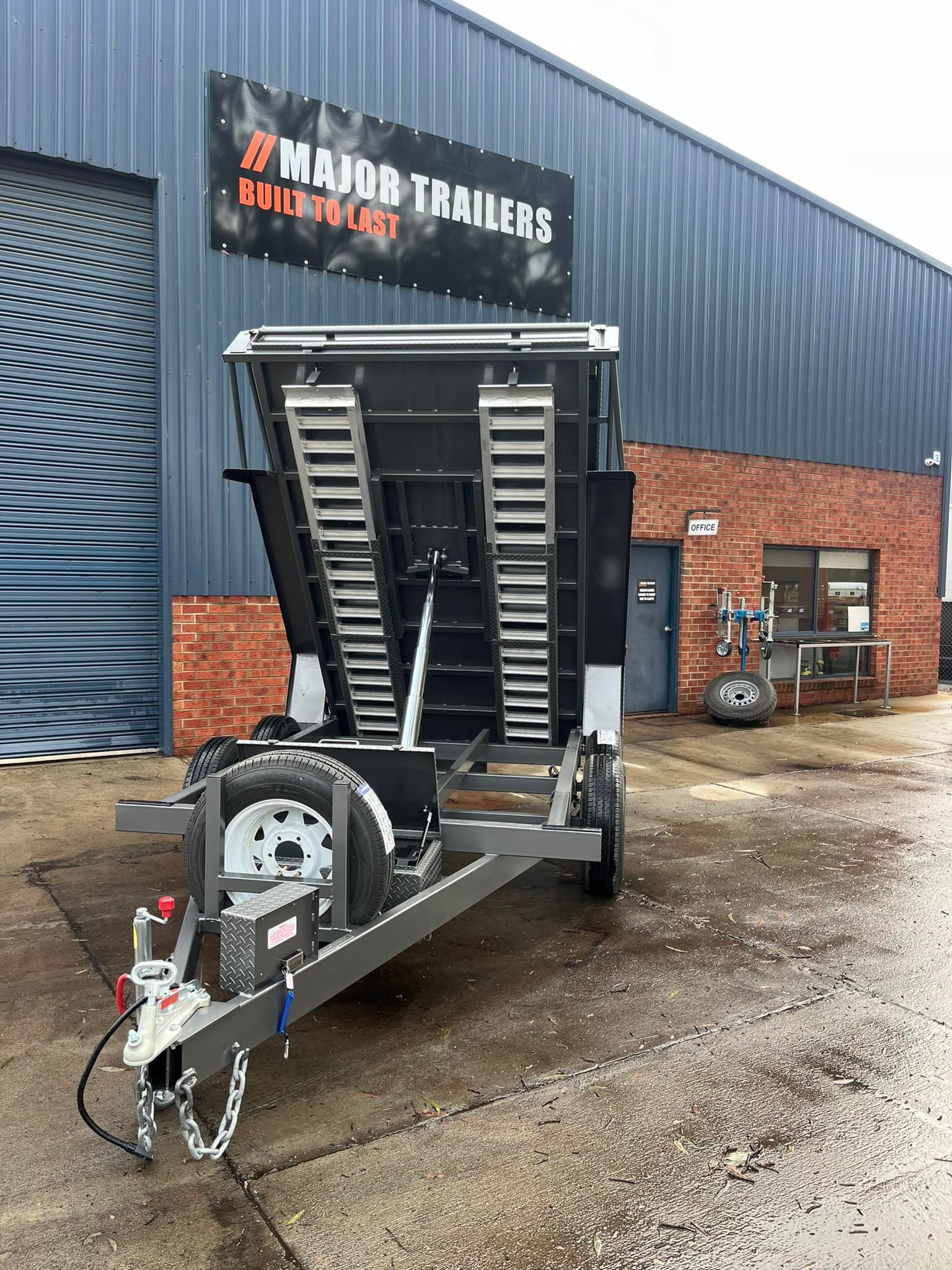 Major Trailers - 10’ x 6’ Tandem Tipping Trailer with...