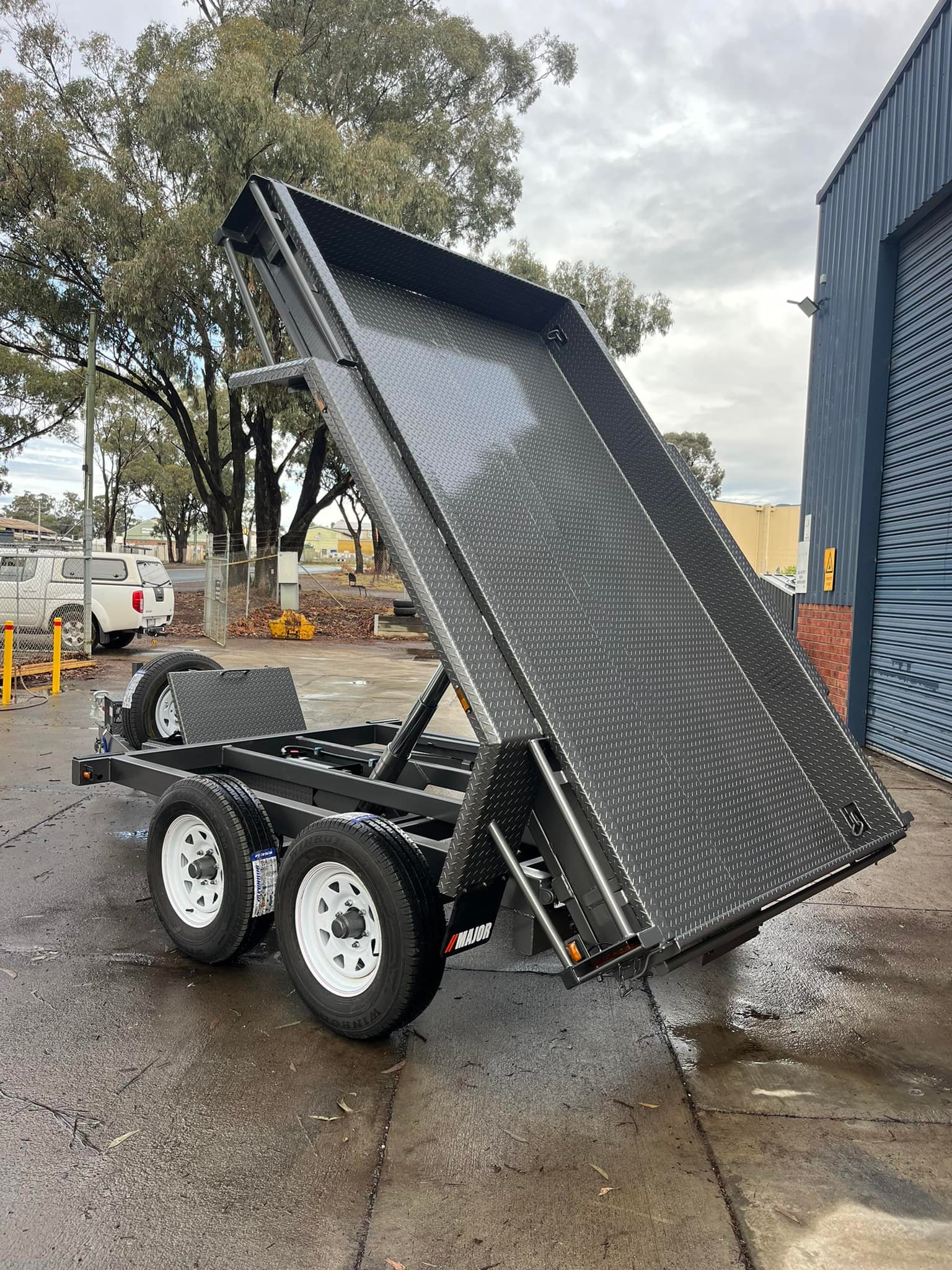 Major Trailers - 10’ x 6’ Tandem Tipping Trailer with...