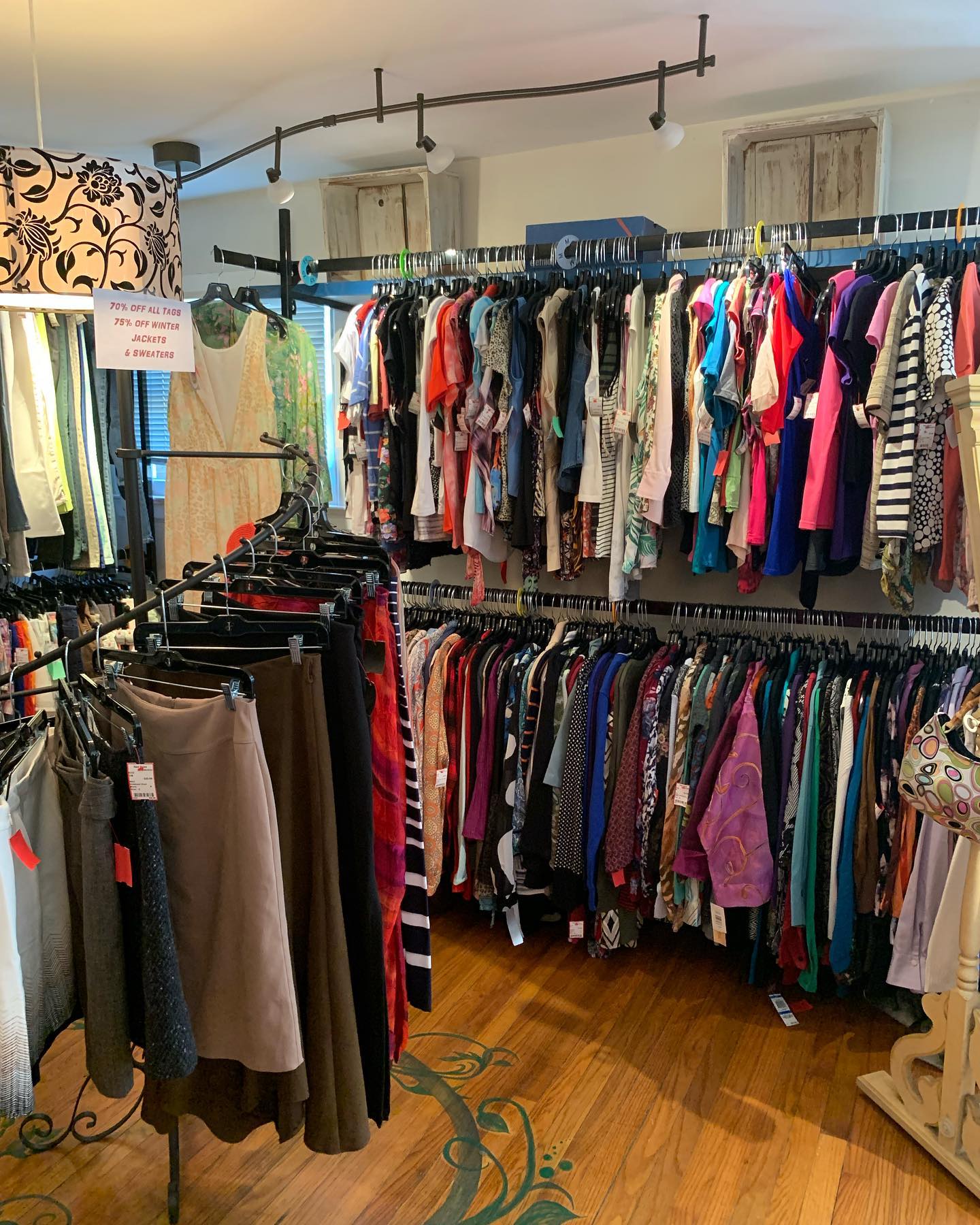 Red Rose Consignment & Boutique | Jackson NJ