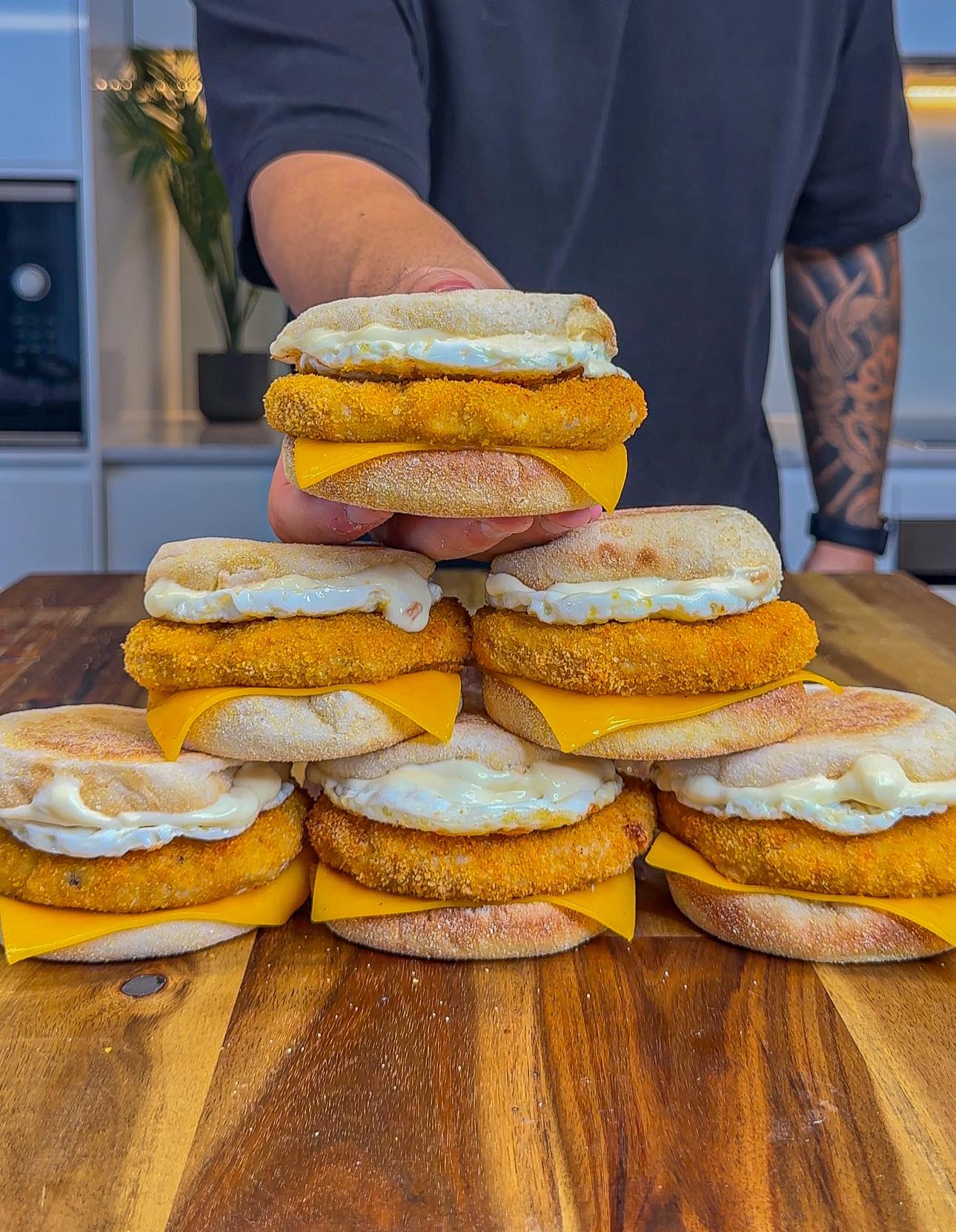 Aussie - High Protein & Low Calorie Chicken McMuffins 🍔🍗 Incredibly ...