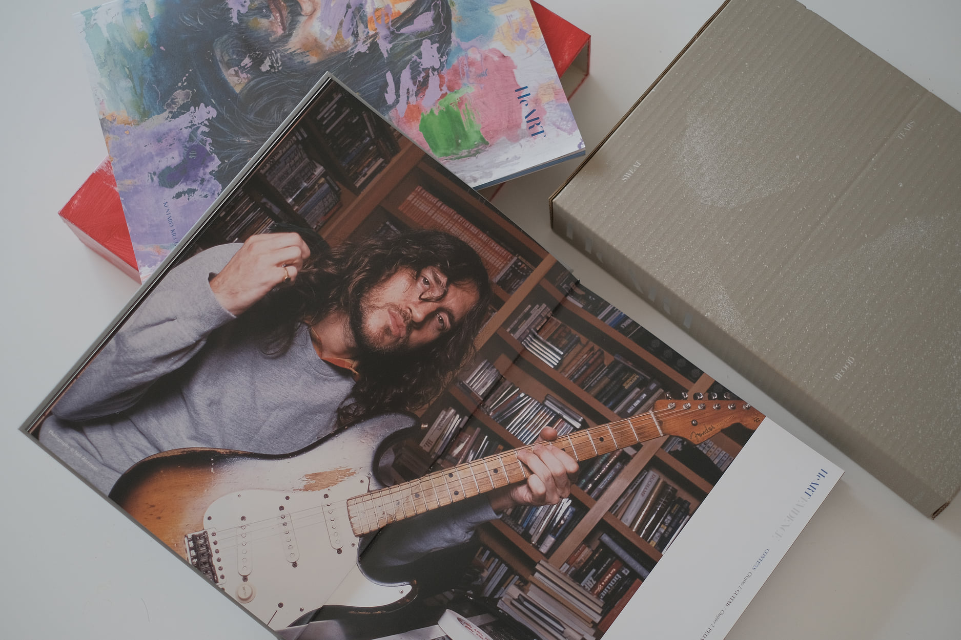 John Frusciante HeART (Kiuchi Kentaro著) John Frusciante HeART book by @Kentaro Kiuchi looks incredible and