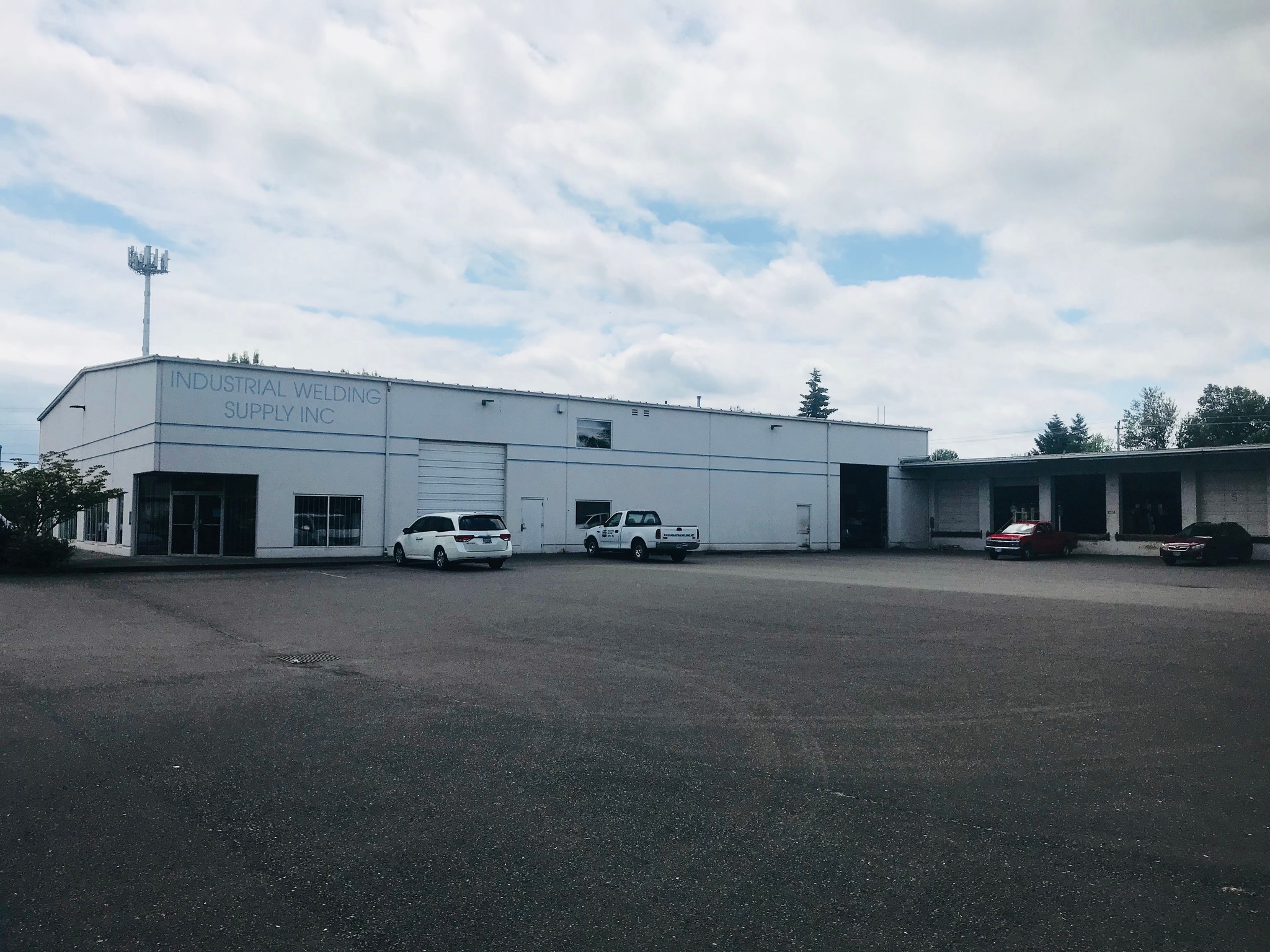 Industrial Welding Supply, Inc. | Salem OR