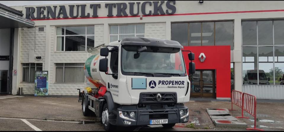 Renault Trucks España - Seguimos mostrando nuestra gama de #rígidos ...