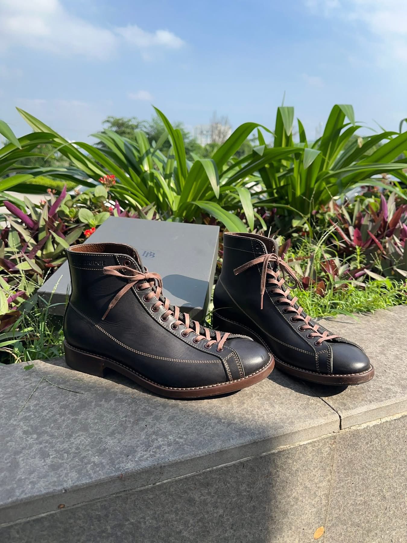 BROTHER BRIDGE HENRY BBB-S009 BUCKET BLACK / COW BROTHER BRIDGE là 