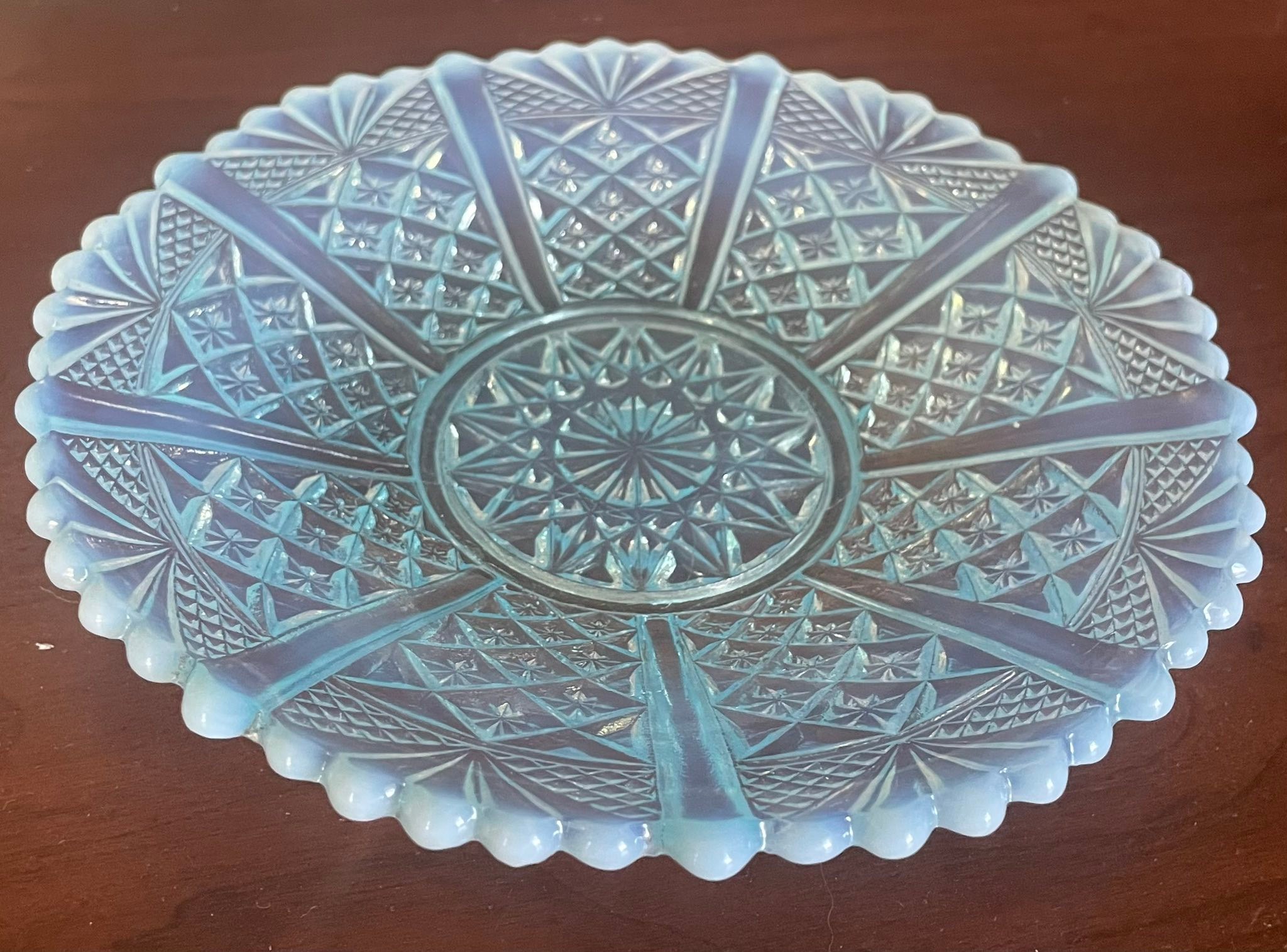 What is this RD 285342 Davidson glass piece?
