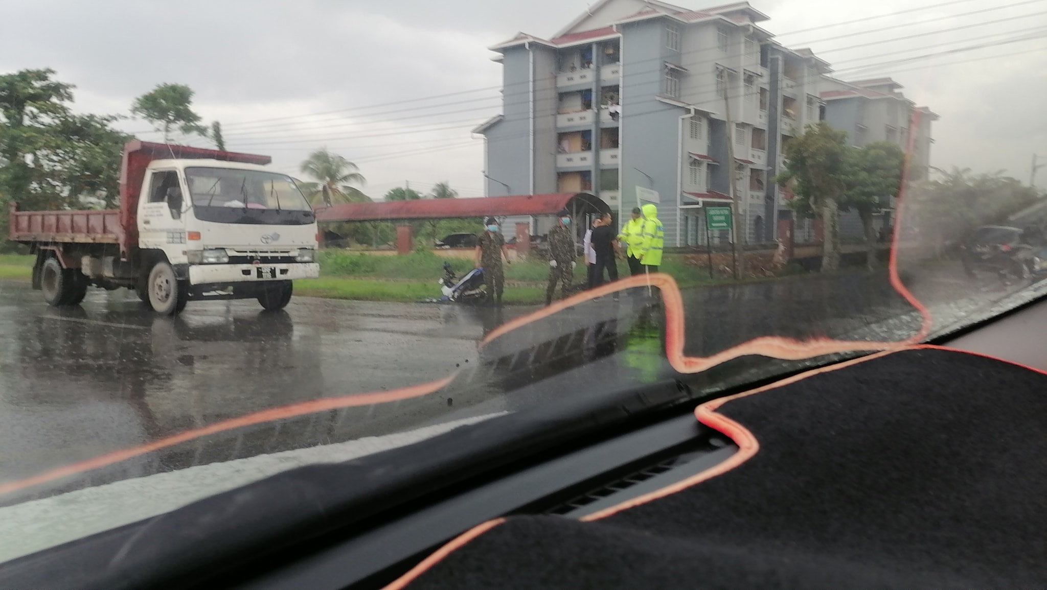 Kemalangan Di Hadapan Shell Sri Sri Aman Mansang Maju Facebook