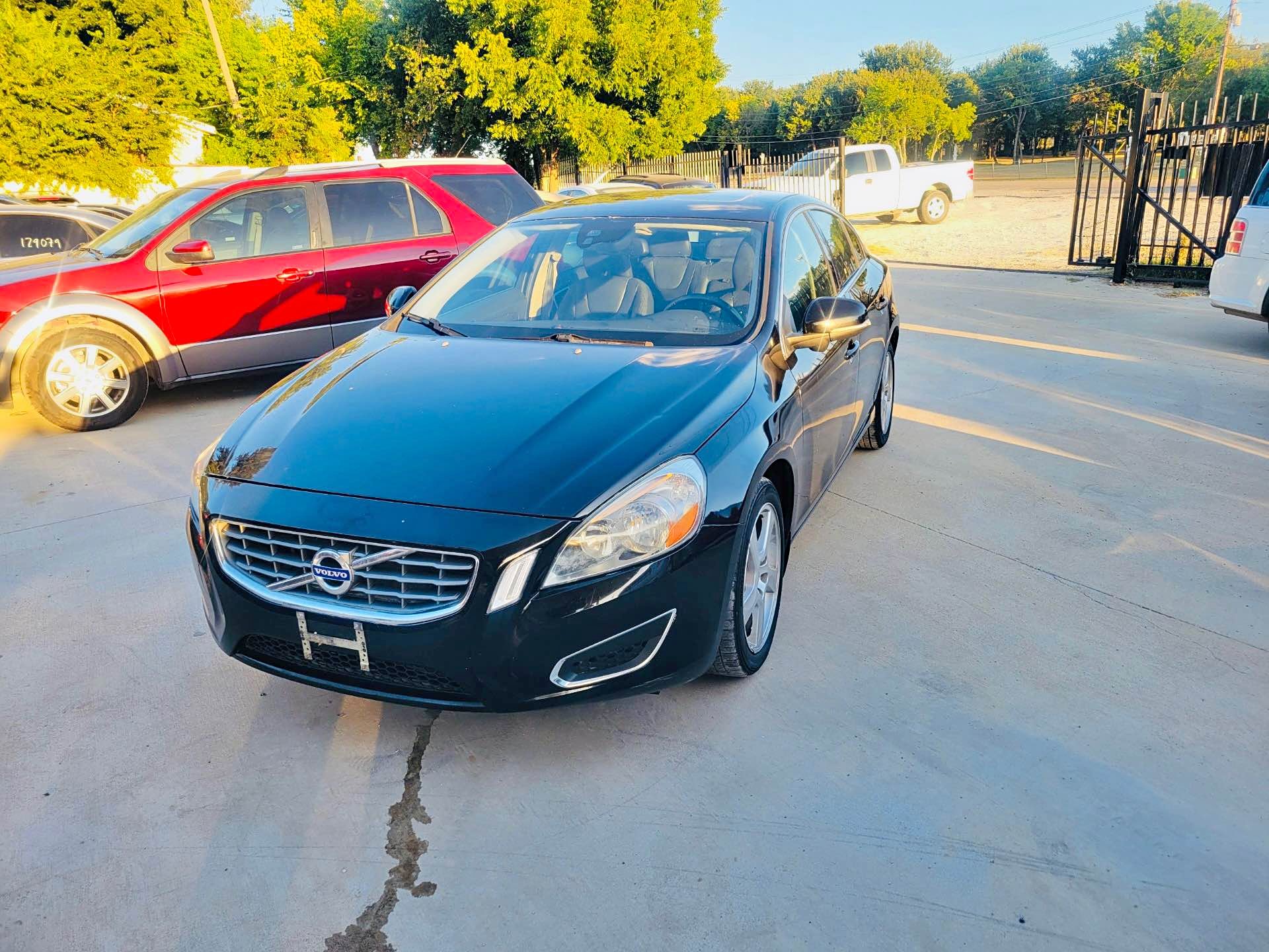 2012 Volvo S60 · T5 Sedan 4D