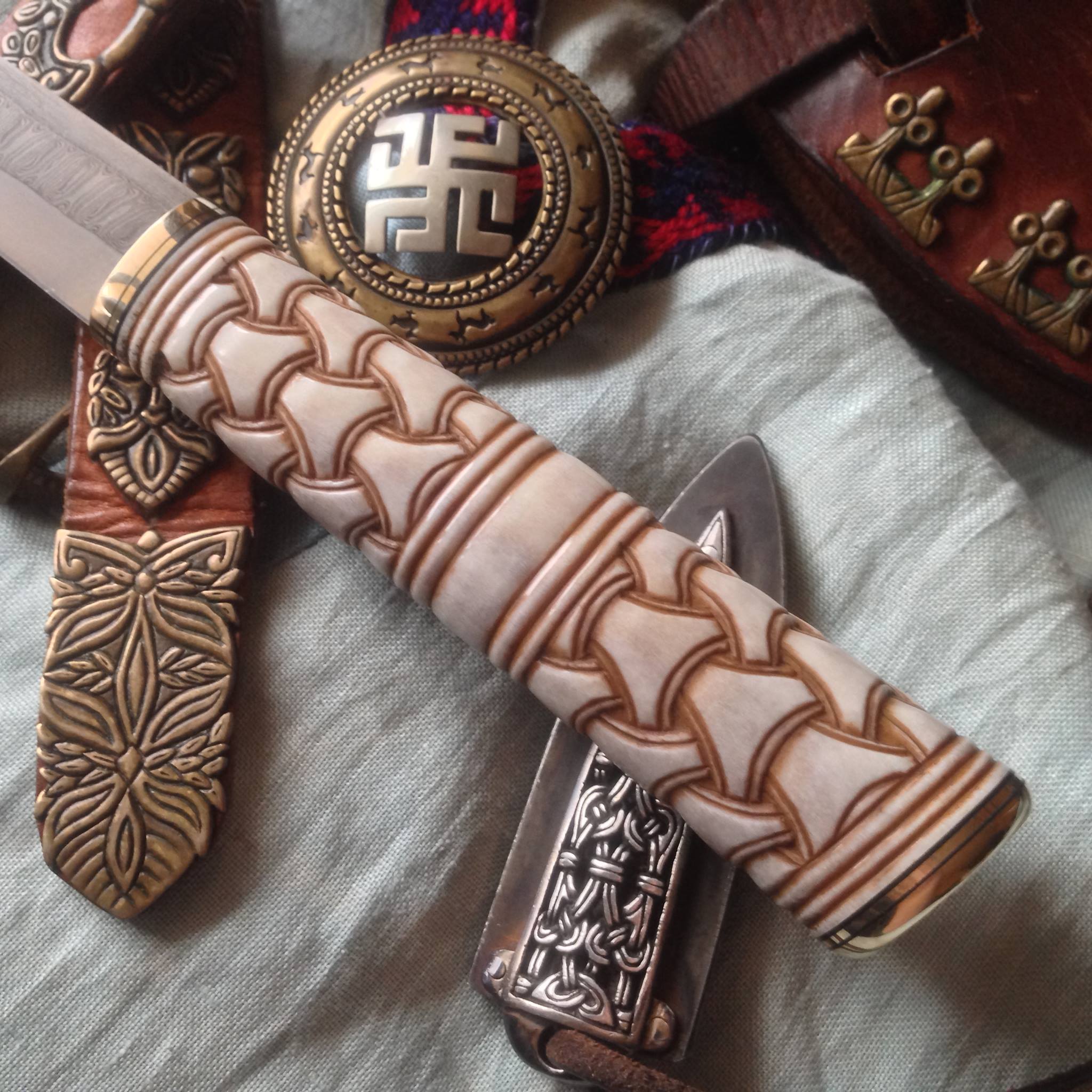 Karud Knives