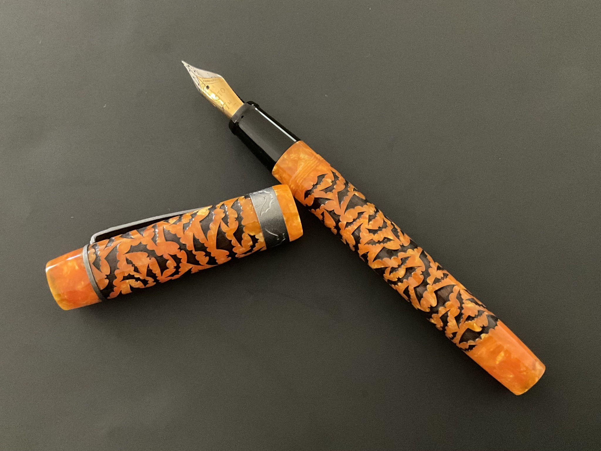 ONOTO No.14 Red Mottled Lever 万年筆