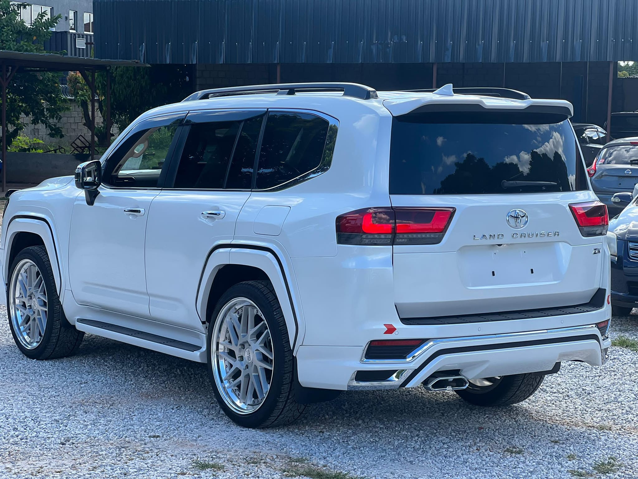 👑🚙 2022 TOYOTA LAND CRUISER 300 V6 3.3D ZX 🚙👑 Luxury meets