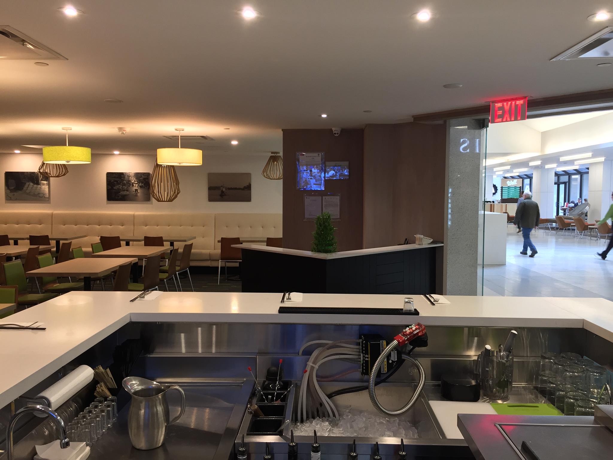 Vo Kitchen & Bar | Calgary AB
