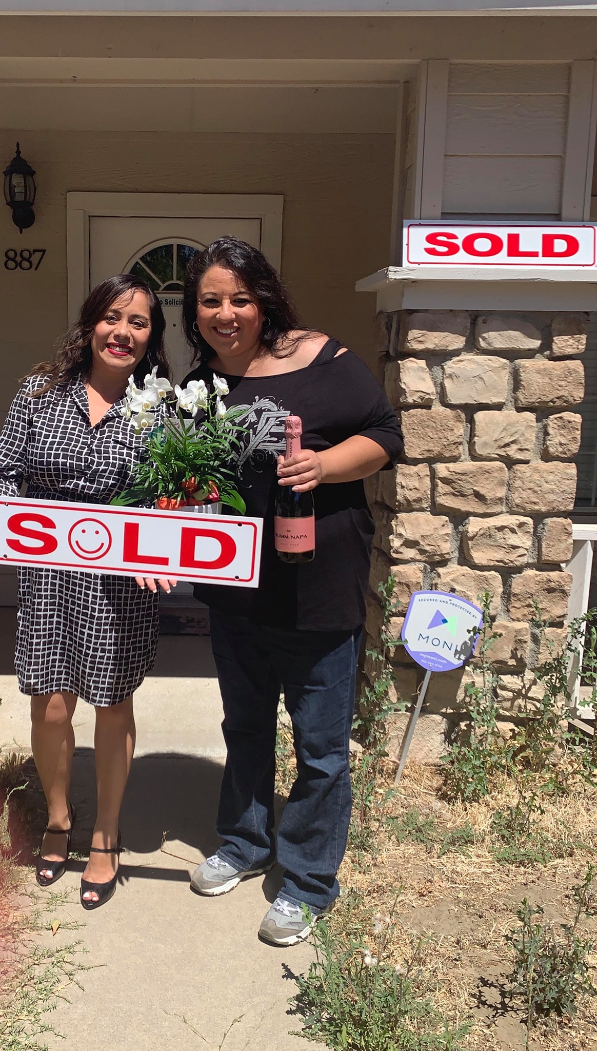 Elizabeth Cerda, Realtor EXP Realty of California