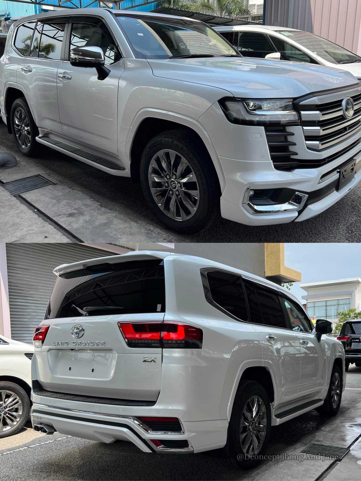 2023 TOYOTA LAND CRUISER LC300 ZX 3.5 -7 SEATERS-2,870 km -GRADE