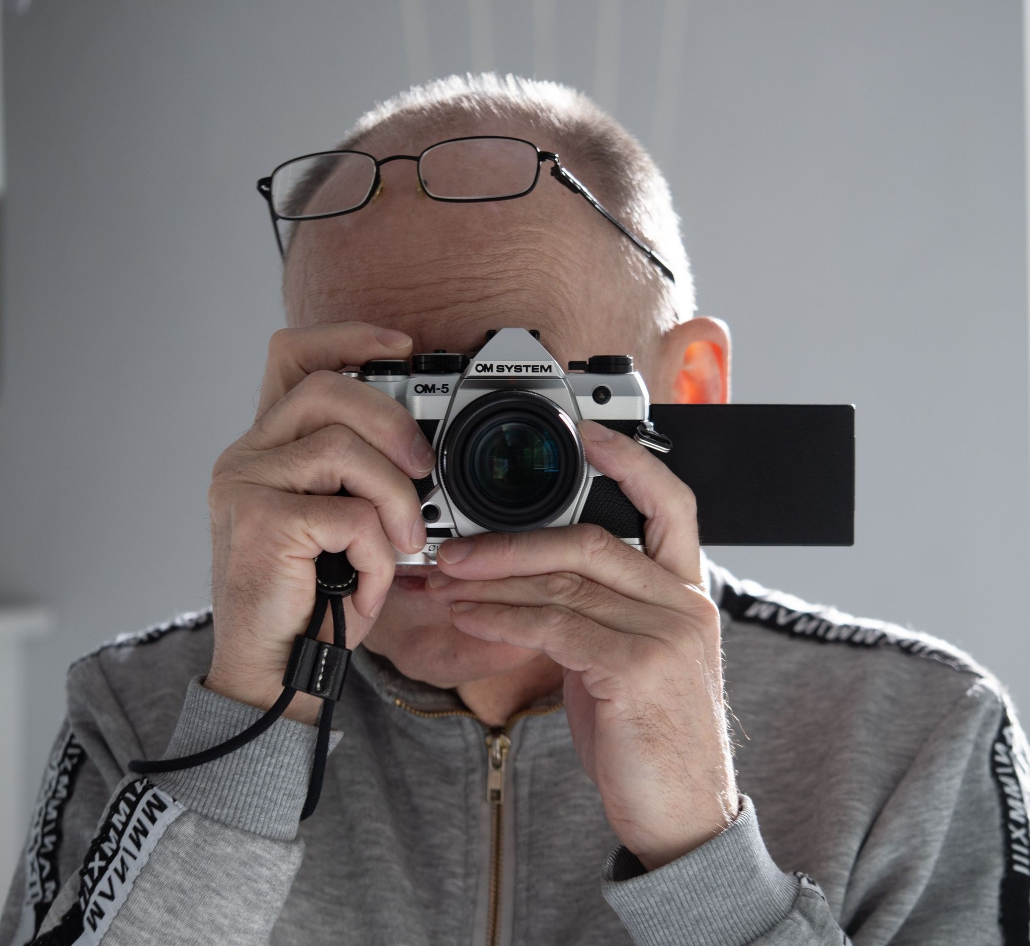 Will the OM System M.Zuiko Digital 100-400mm lens work well with 