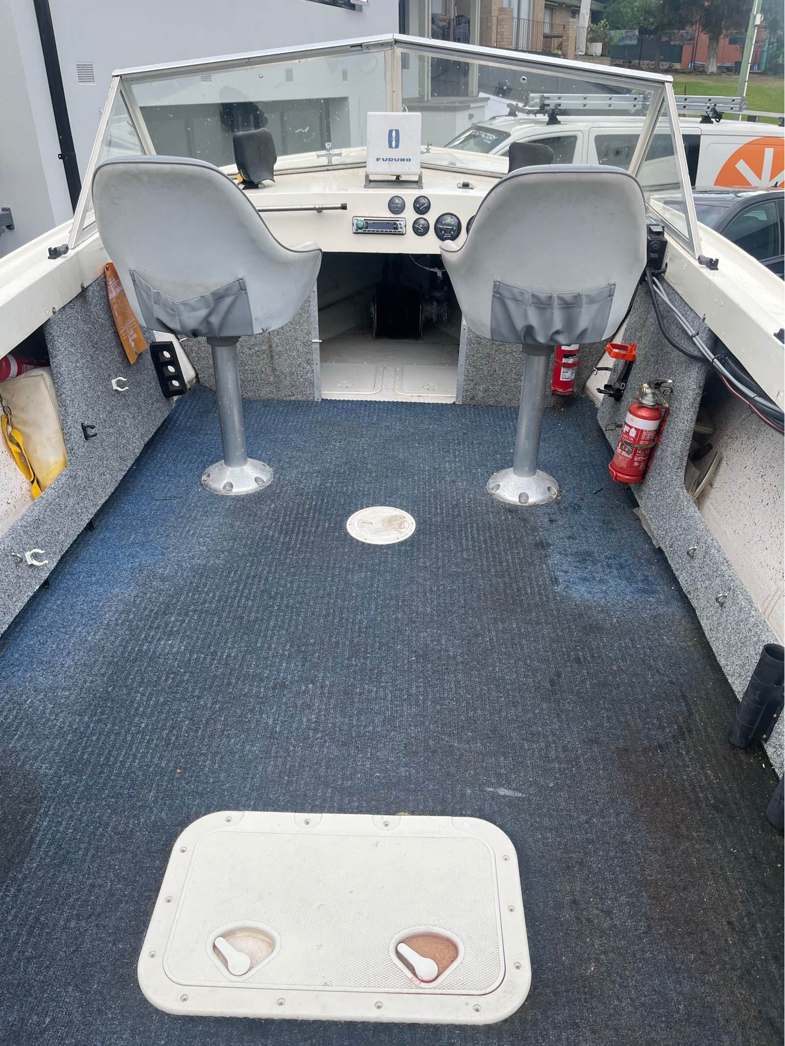 2005 Huntsman 5.4 metre boat runabout - Boats - Melbourne, Victoria ...