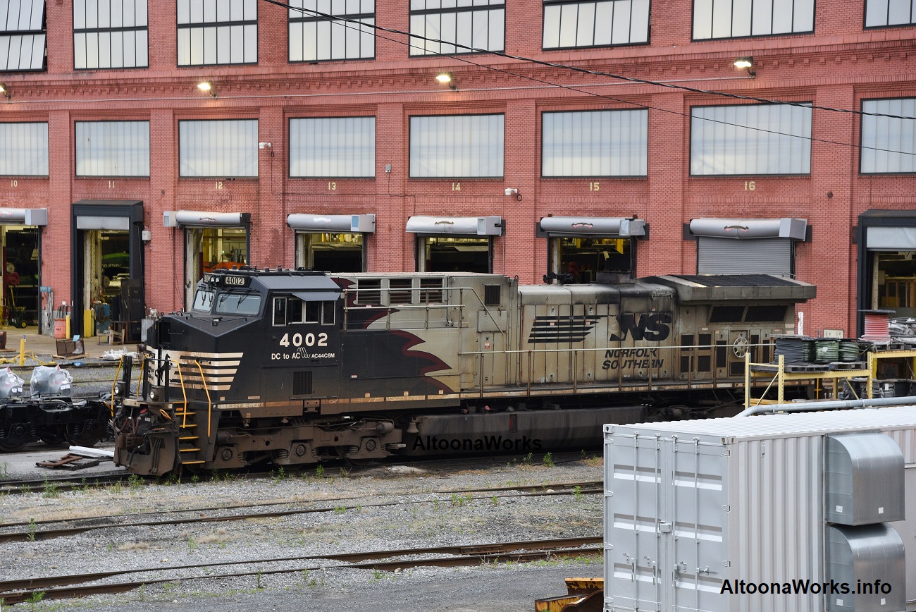 NS 4706 renumbered as NS 6706 for AC44C6M rebuilds