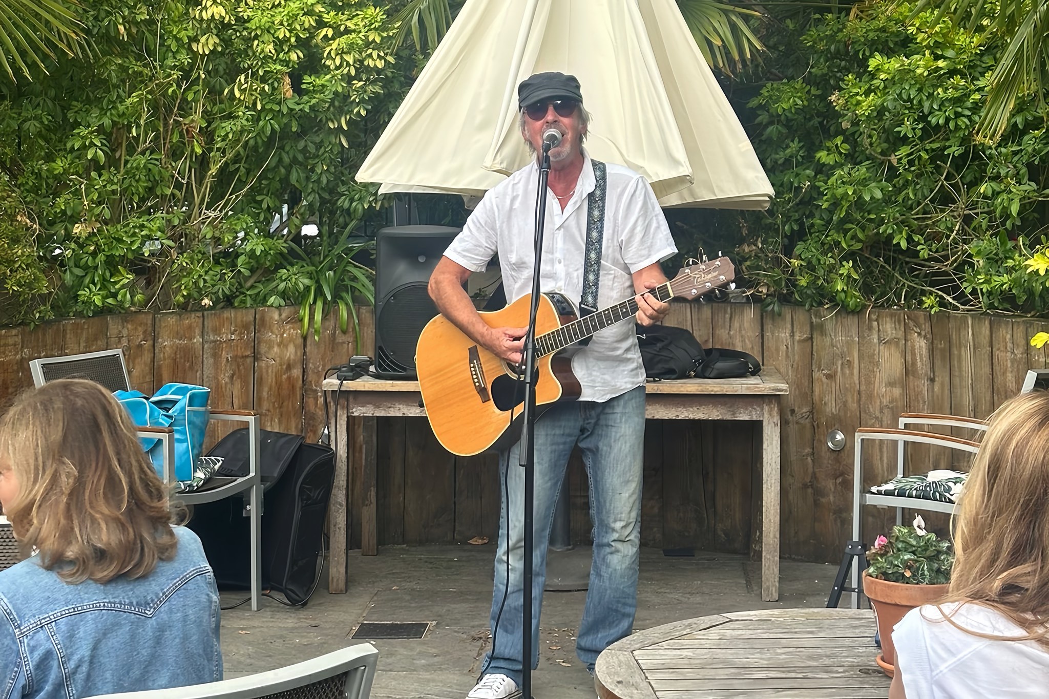 Roland Paul Live at The Bell Inn